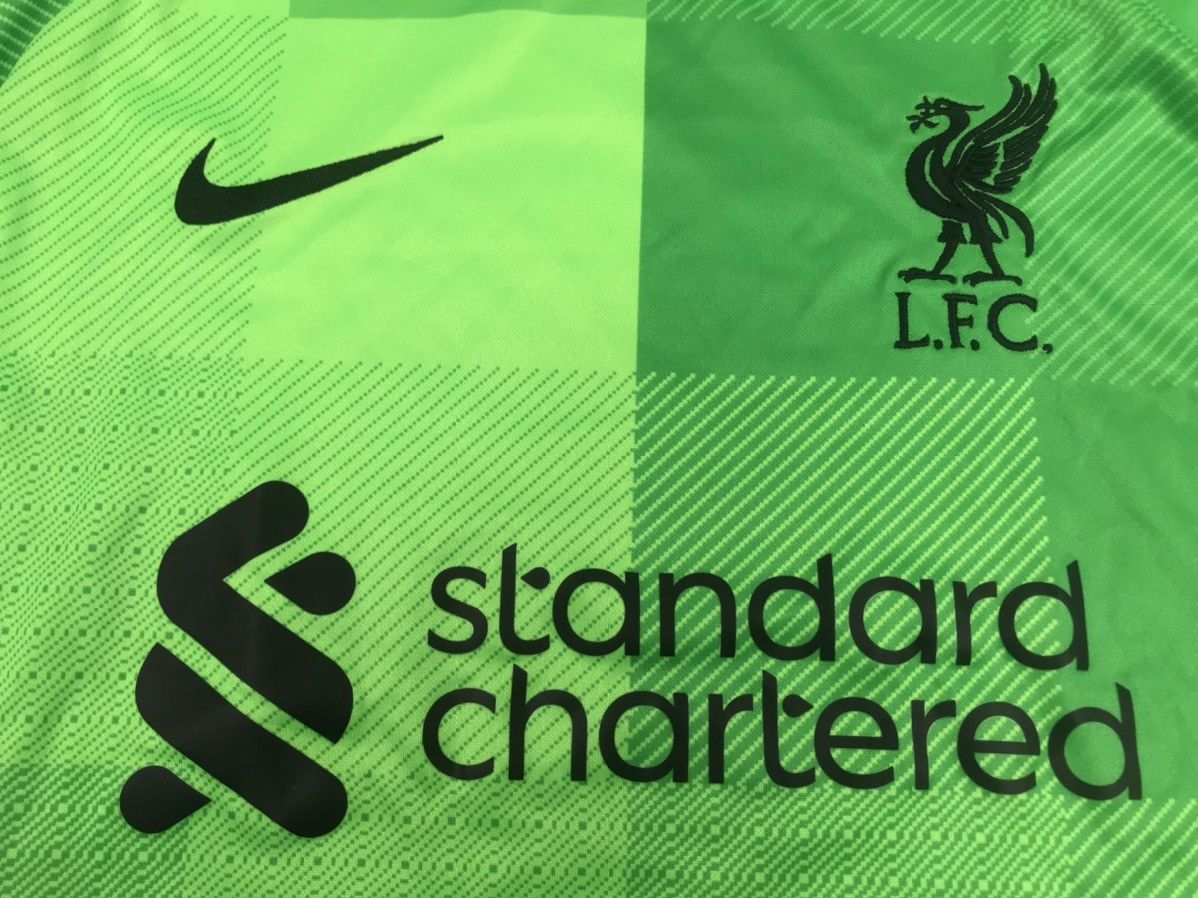 Nike NIKE FC LIVERPOOL 2021/22 GOALKEEPER FOOTBALL DB2559-330,M Size US M / EU 48-50 / 2 - 4 Thumbnail