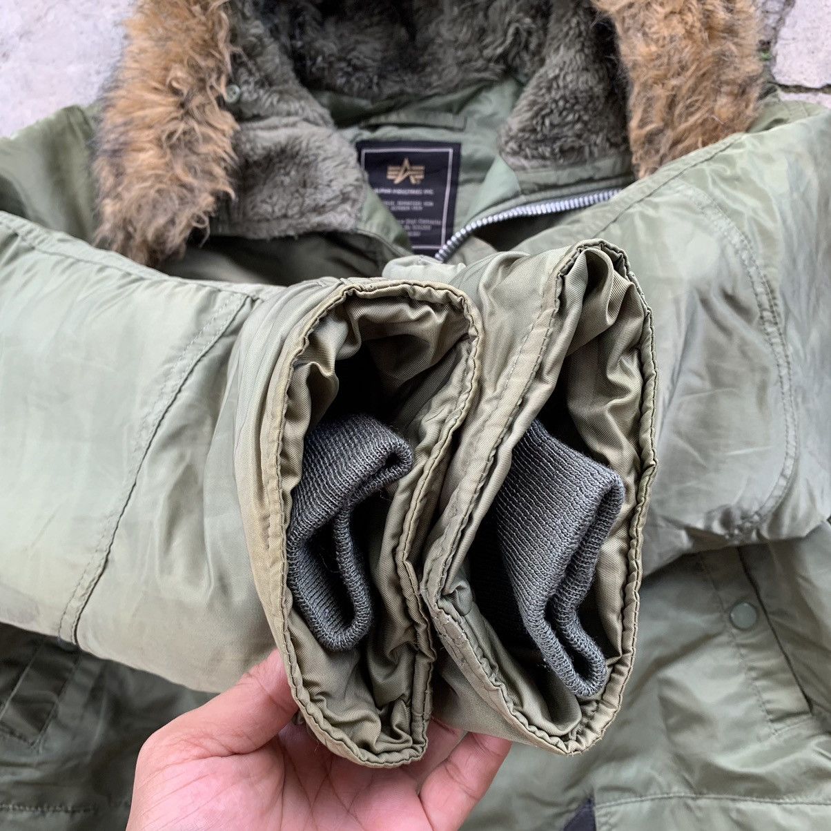 Alpha Industries Alpha Industries Inc Bomber Type N-3B (N) spec MIL-J-6279 Size US M / EU 48-50 / 2 - 19 Thumbnail