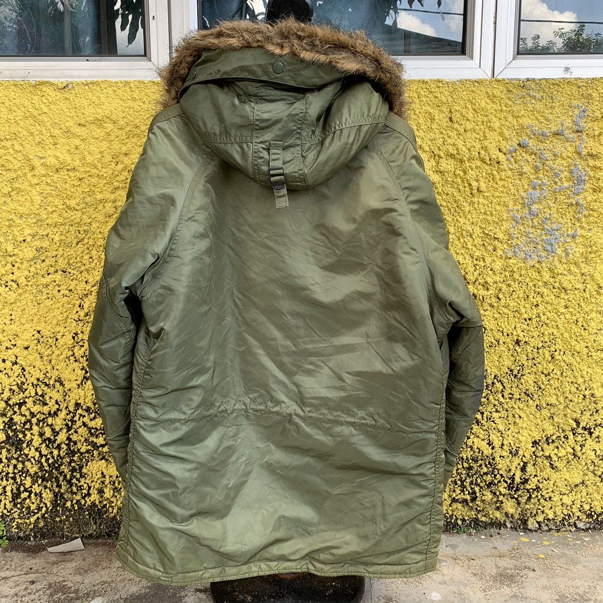 Alpha Industries Alpha Industries Inc Bomber Type N-3B (N) spec MIL-J-6279 Size US M / EU 48-50 / 2 - 4 Thumbnail
