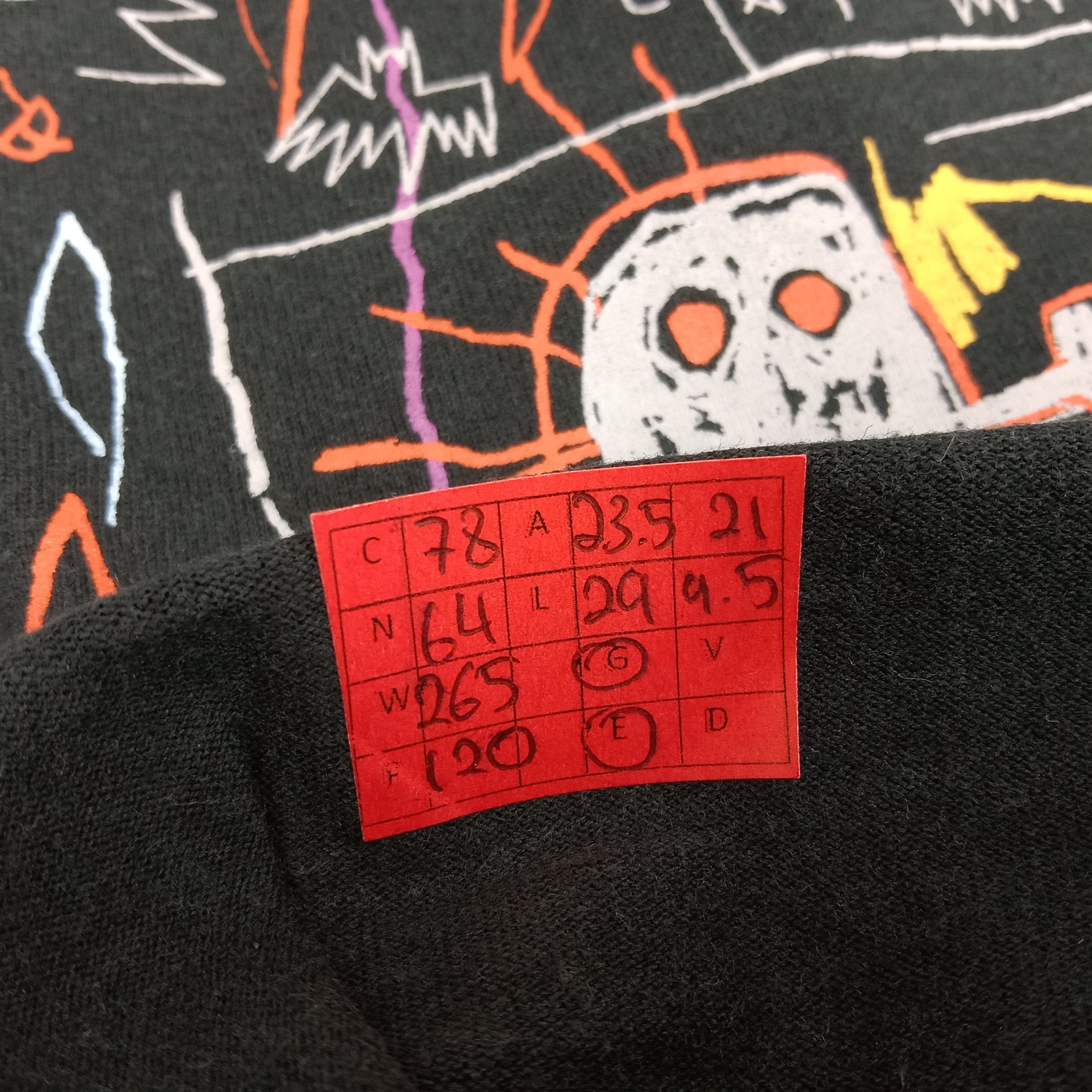 Japanese Brand × Jean-Michel Basquiat × Vintage Jean Michel Basquiat X Uniqlo Art Style Design Tshirt Size US XL / EU 56 / 4 - 9 Thumbnail