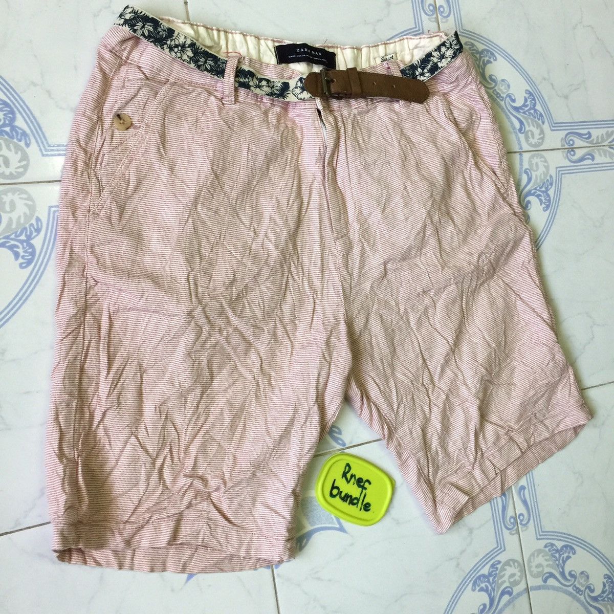 Zara Zara man short pant with belt Hawaiian design Size US 39 - 4 Thumbnail