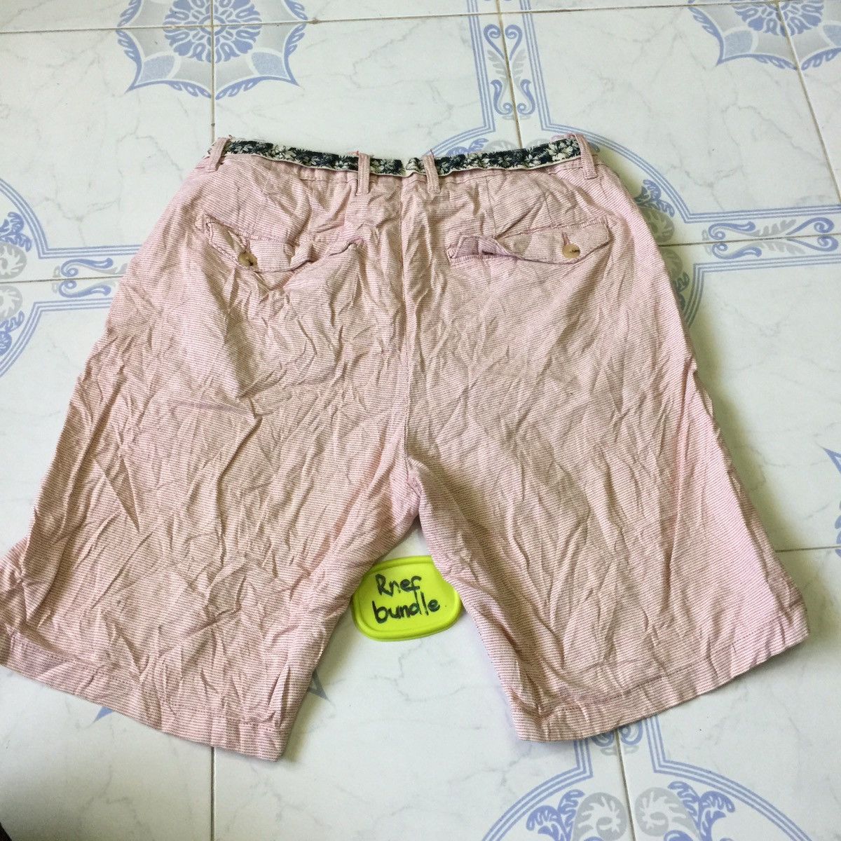 Zara Zara man short pant with belt Hawaiian design Size US 39 - 2 Thumbnail