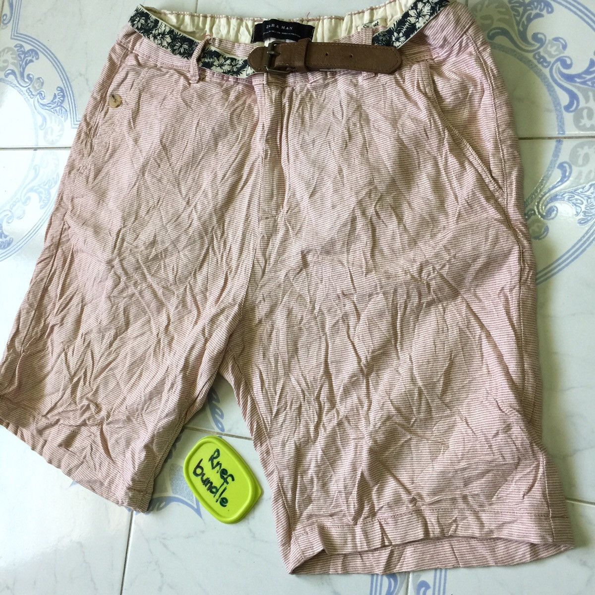 Zara Zara man short pant with belt Hawaiian design Size US 39 - 3 Thumbnail