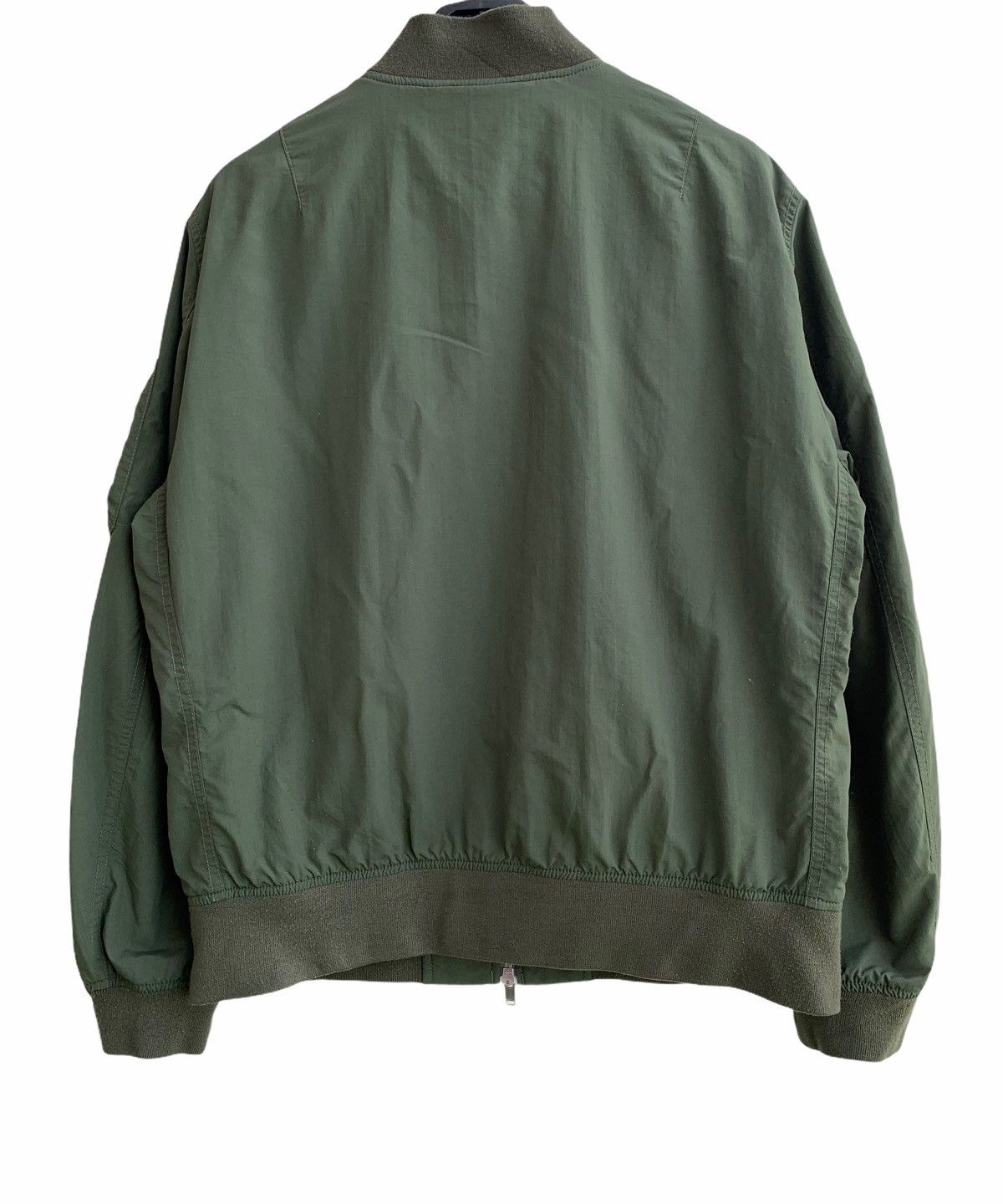 Uniqlo Uniqlo Bomber jacket army green fly jacket Size US S / EU 44-46 / 1 - 2 Thumbnail