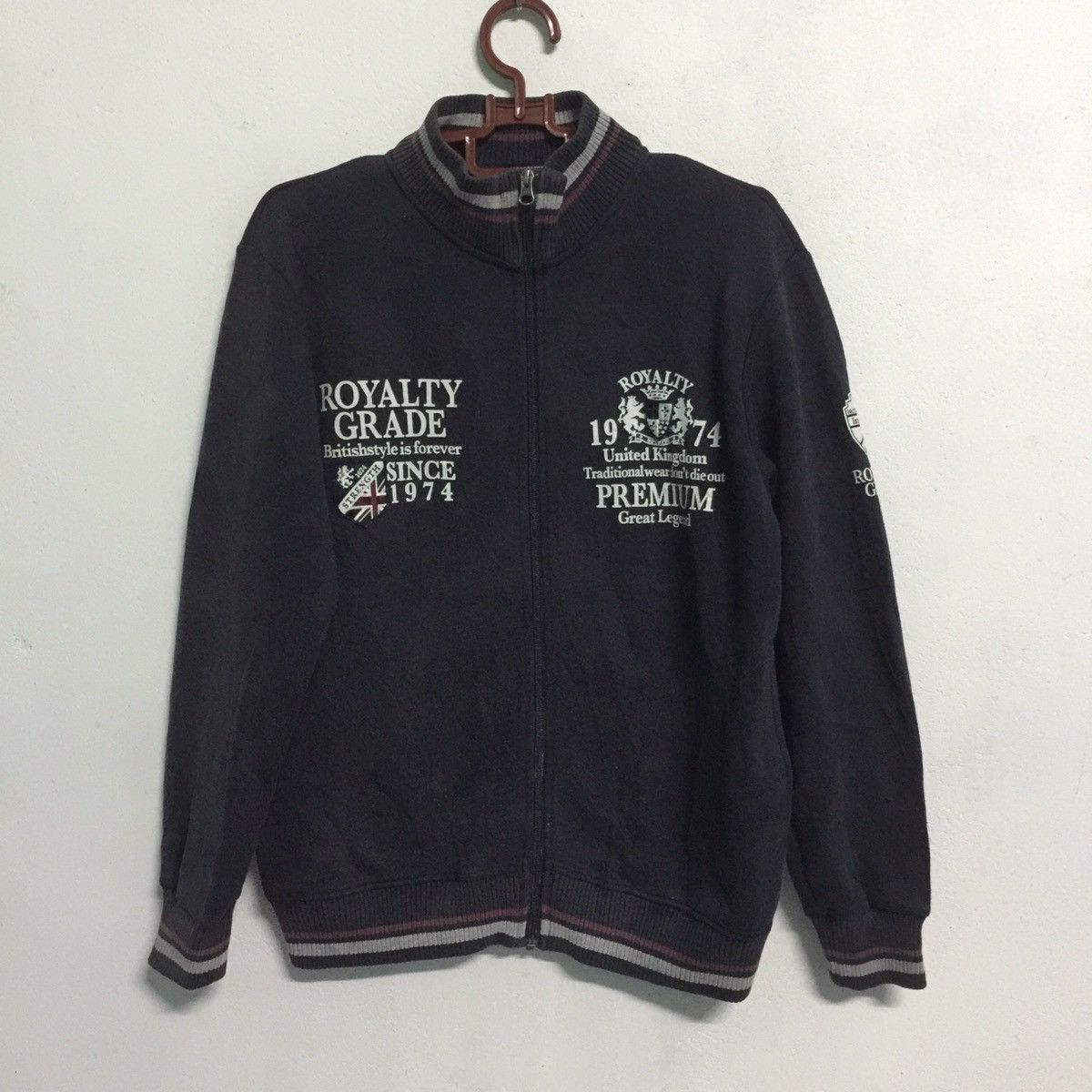 Other Sun faded royalty grade British style sweater Size US M / EU 48-50 / 2 - 1 Thumbnail