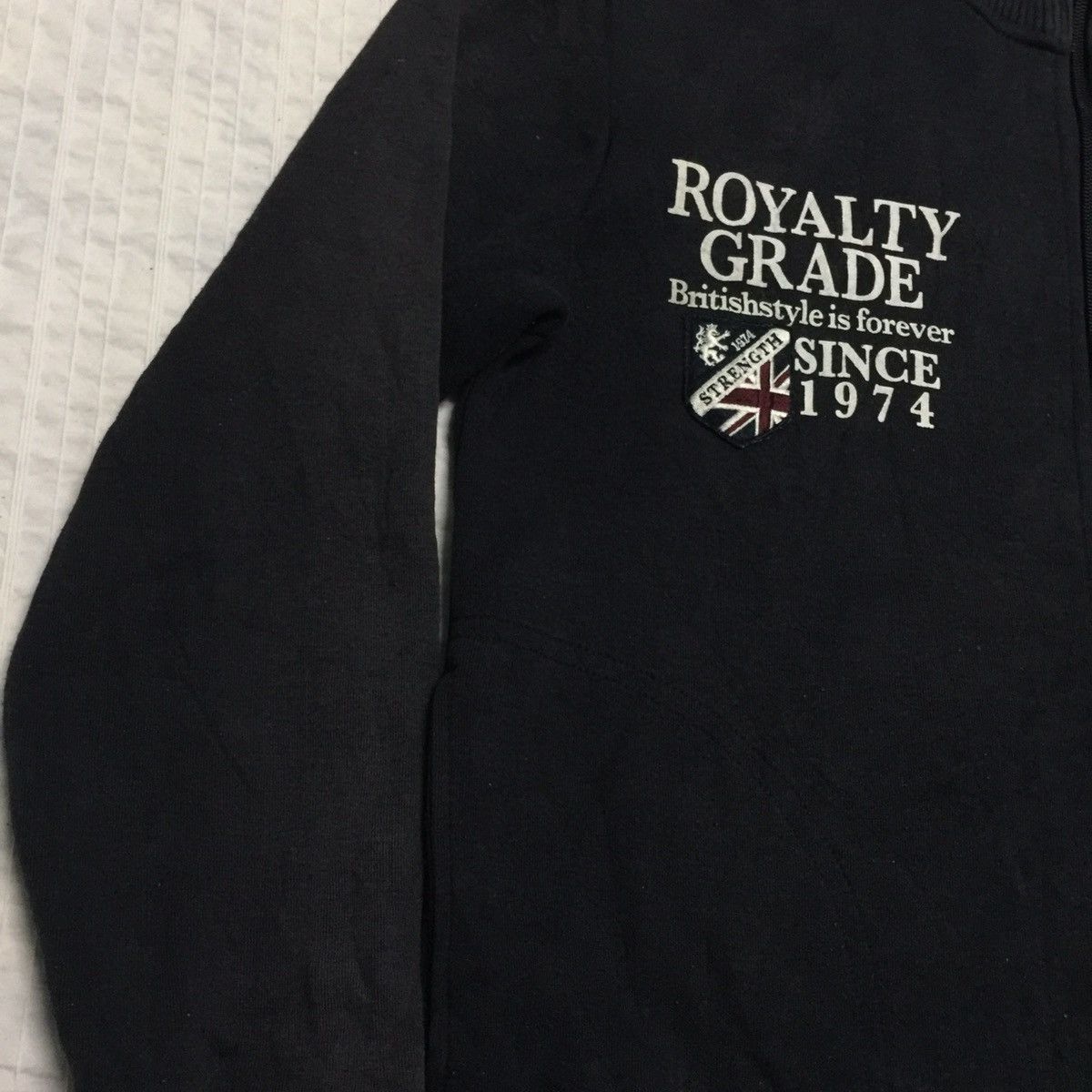 Other Sun faded royalty grade British style sweater Size US M / EU 48-50 / 2 - 13 Thumbnail
