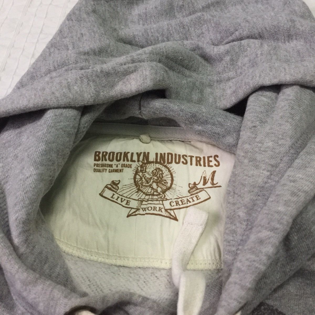 Brooklyn Industries Brooklyn Industries Big Logo Hoodie Sweatshirt Size US S / EU 44-46 / 1 - 9 Thumbnail