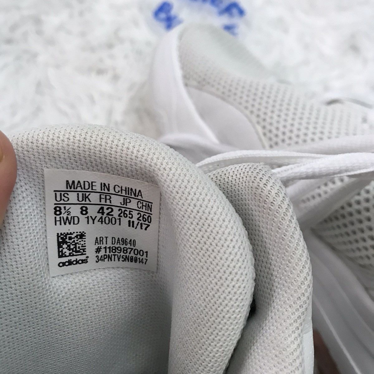 Adidas Adidas Cloudfoam Revival Mid Size US 8.5 / EU 41-42 - 10 Thumbnail