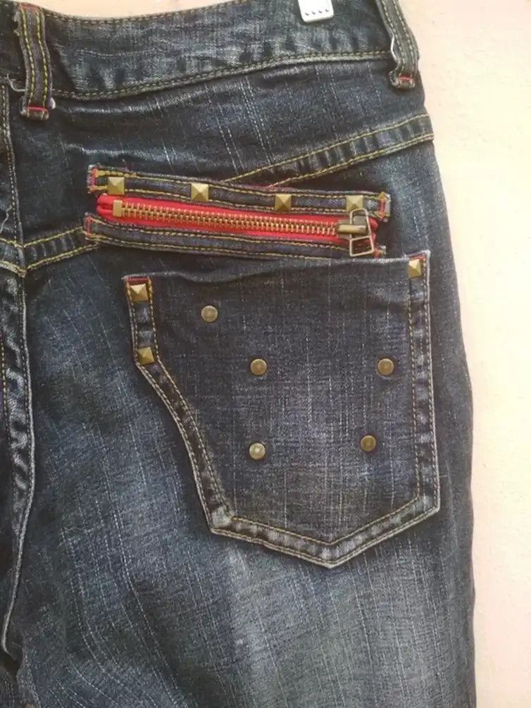Japanese Brand ❤FINAL DROP❤FLARED DENIM B.C.B.g SKULL BOOT CUT DENIM Size US 34 / EU 50 - 11 Thumbnail