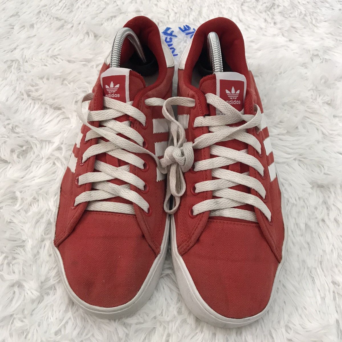 Adidas Adidas adicourt Size US 10 / EU 43 - 3 Thumbnail
