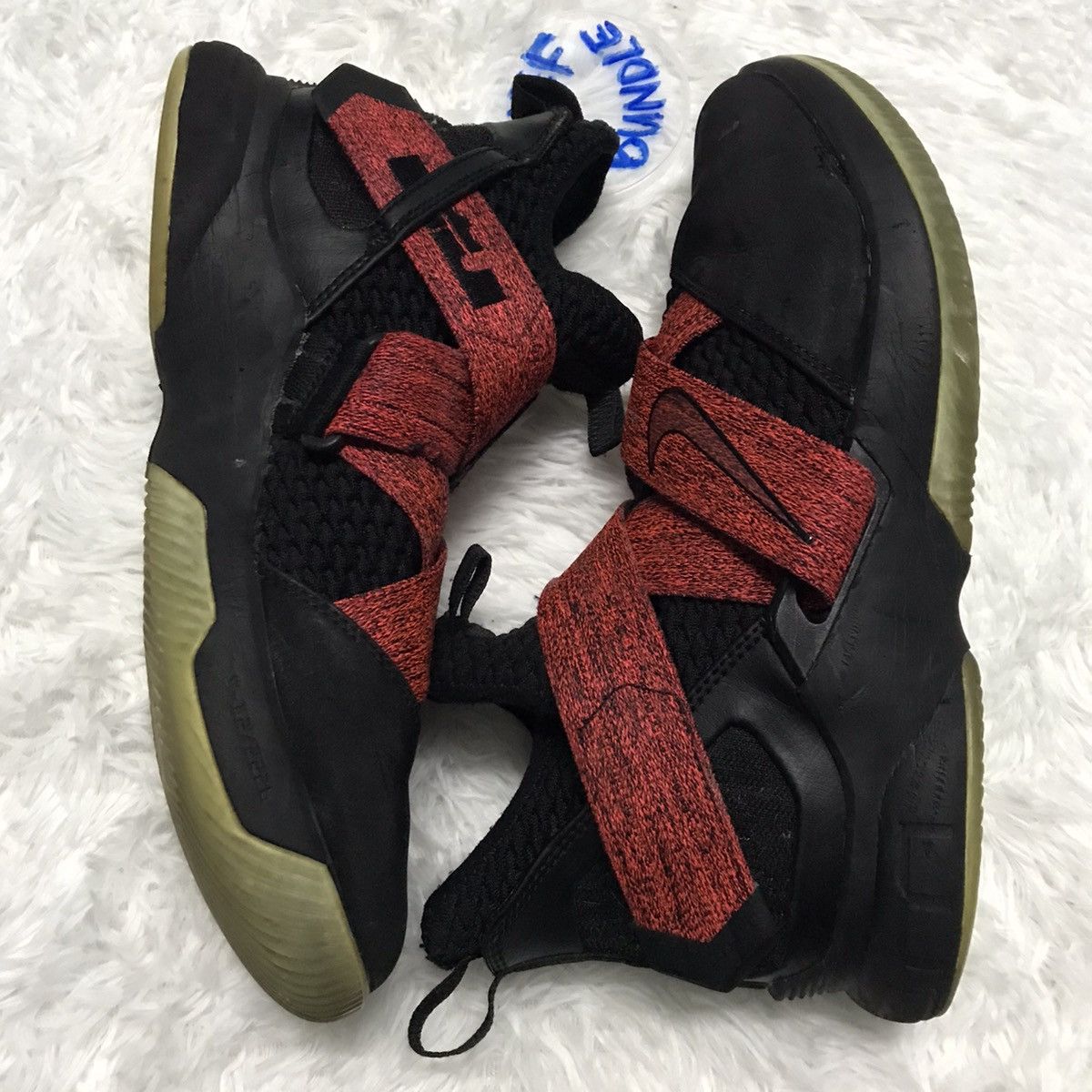 Nike Nike LeBron Soldier 12 EP Black | Black-Red Size US 8 / EU 41 - 6 Thumbnail