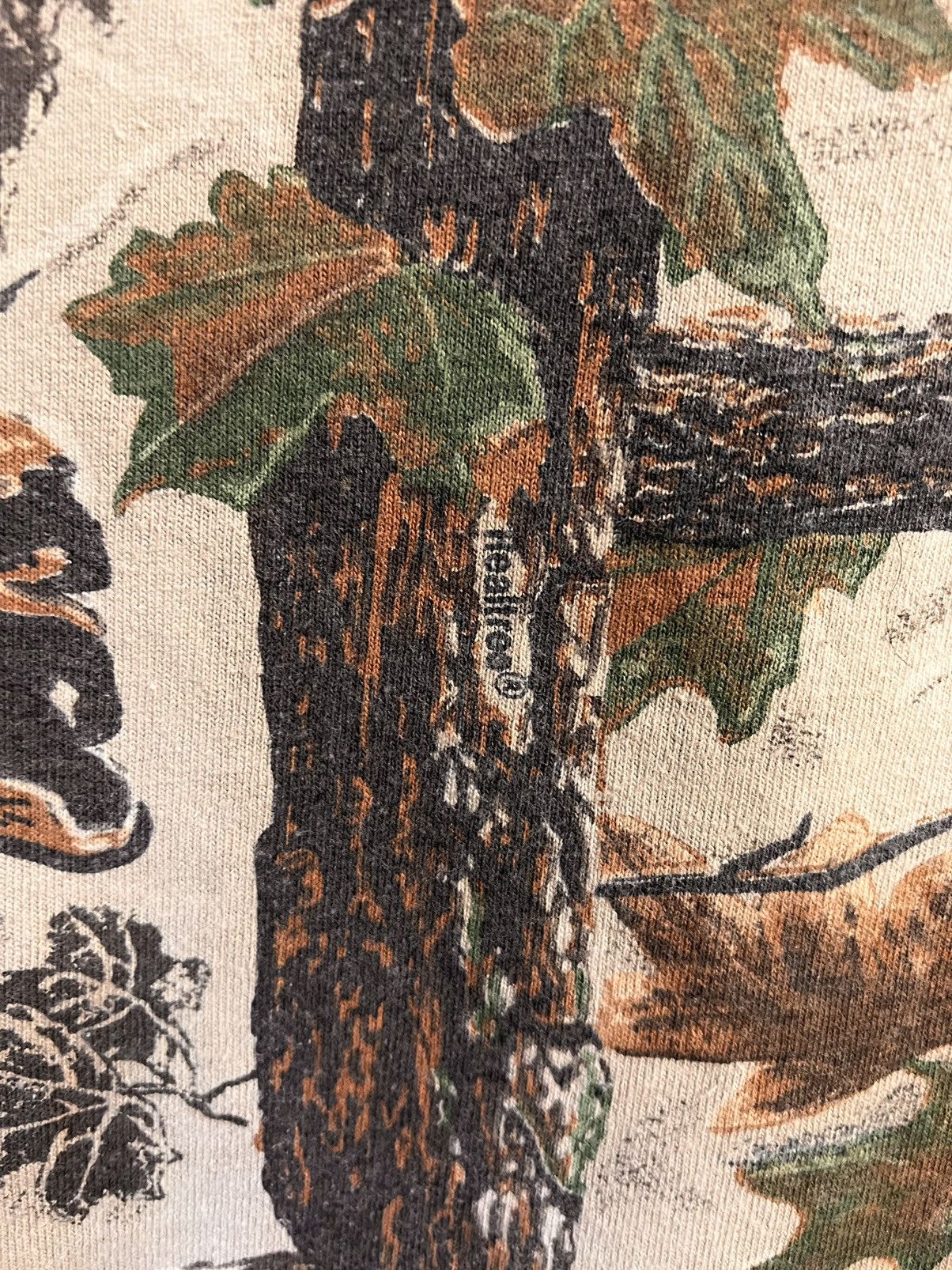 Realtree × Vintage Vintage Realtree Camo T Shirt Size US XL / EU 56 / 4 - 6 Thumbnail