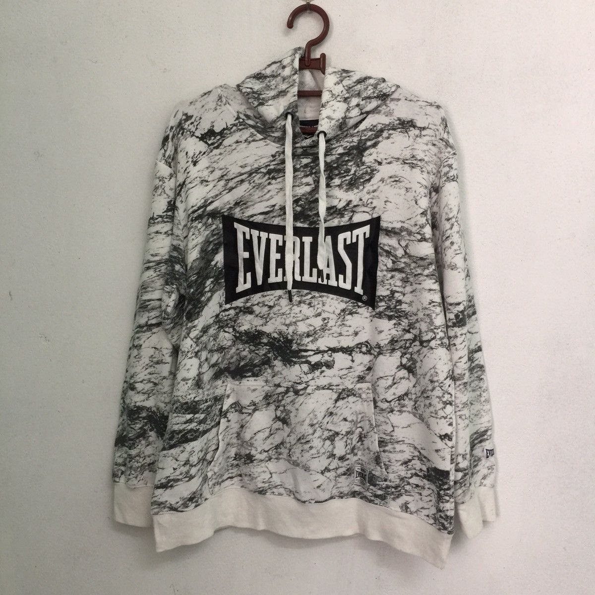 image of Everlast Hoodie Big Logo Spell Out Abstract Design, Men's (Size Large)