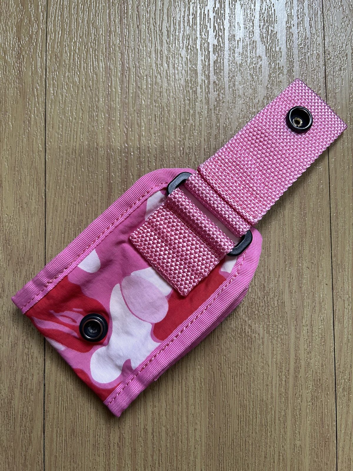 Bape Og A Bathing Ape Camo Flip Phone Carrier/Bag /Wallet/Pouch Size ONE SIZE - 5 Thumbnail