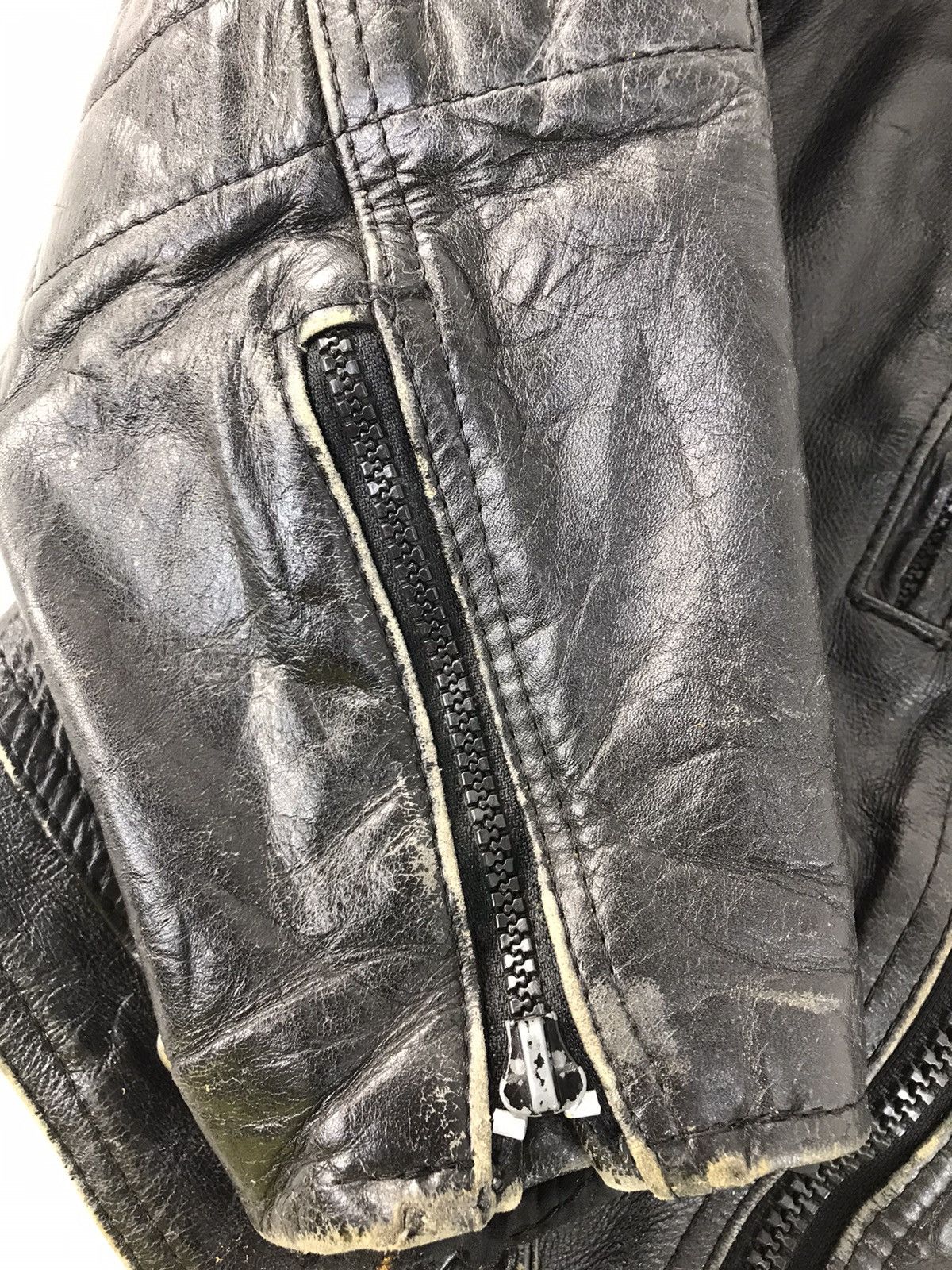 Vintage Born Free New York London Suede Cow Hide Bikers Punk Jacket Size US S / EU 44-46 / 1 - 13 Thumbnail