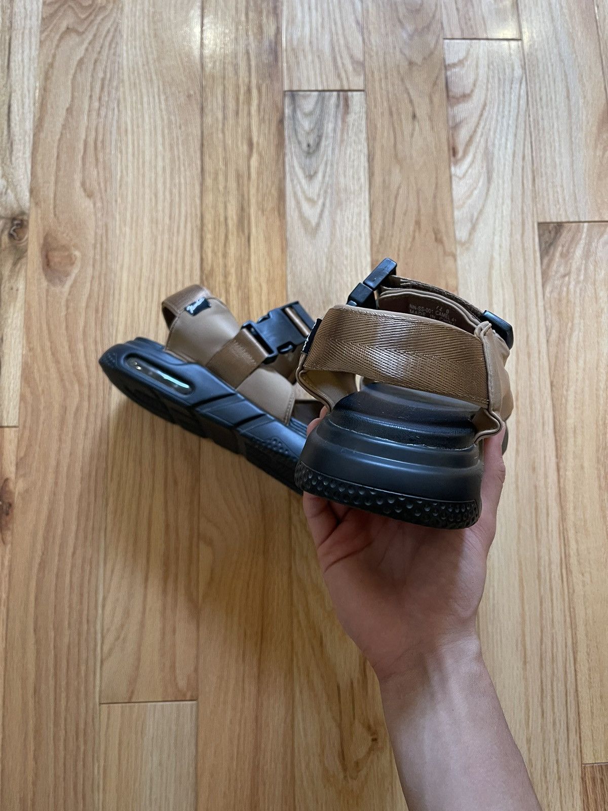 Number (N)ine Number (N)ine Cargo Strap Brown/Black Sandals Size US 8 / EU 41 - 4 Thumbnail