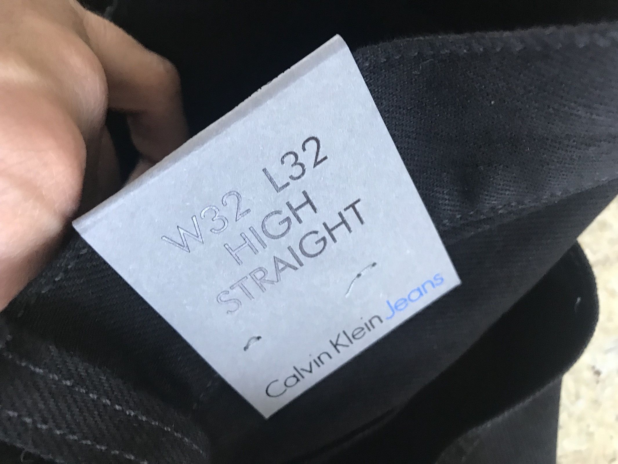 Calvin Klein 30-31-32-34-36 / High Waisted Black Denim With White Trim Size US 34 / EU 50 - 18 Thumbnail