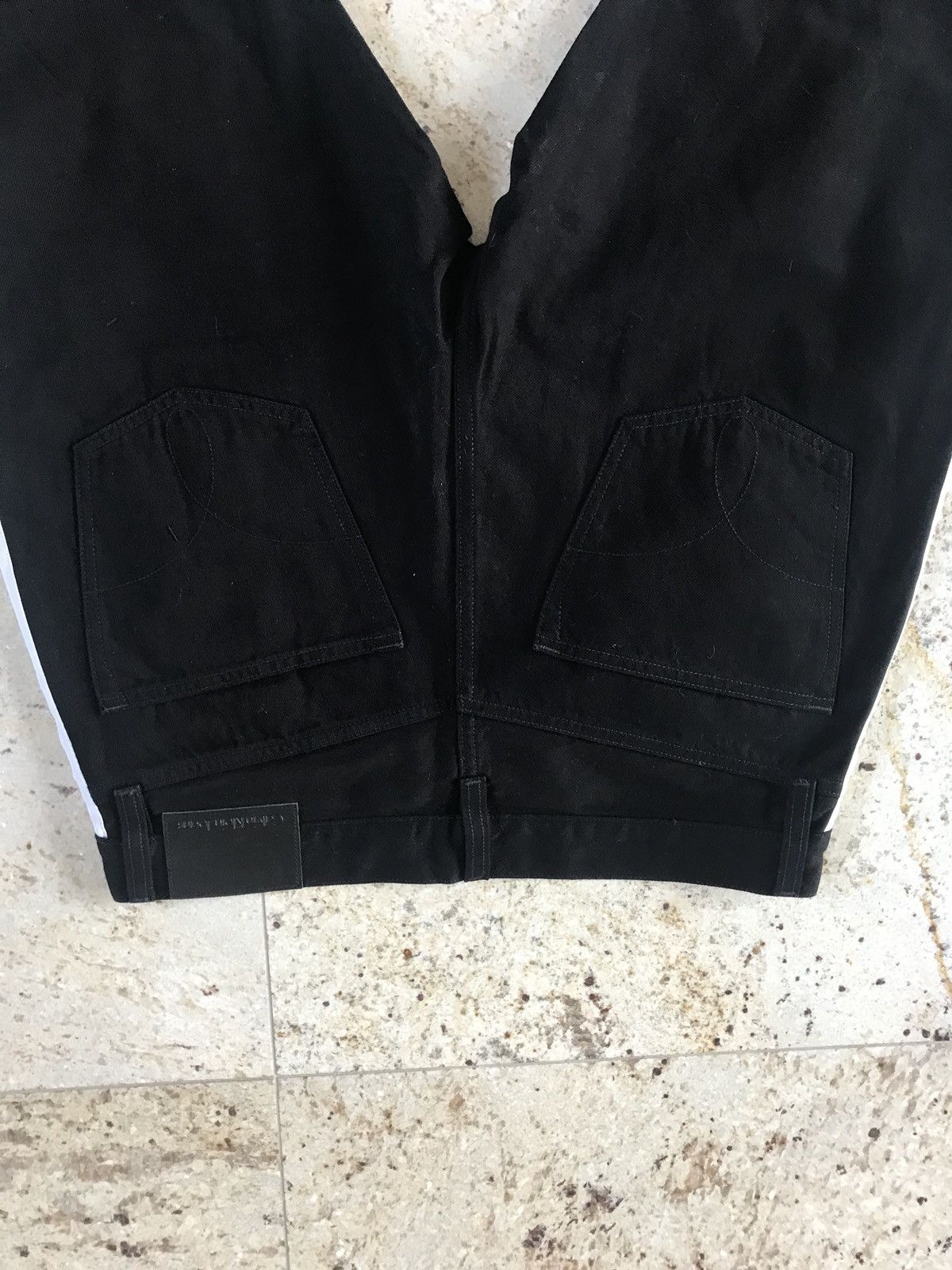 Calvin Klein 30-31-32-34-36 / High Waisted Black Denim With White Trim Size US 34 / EU 50 - 14 Thumbnail