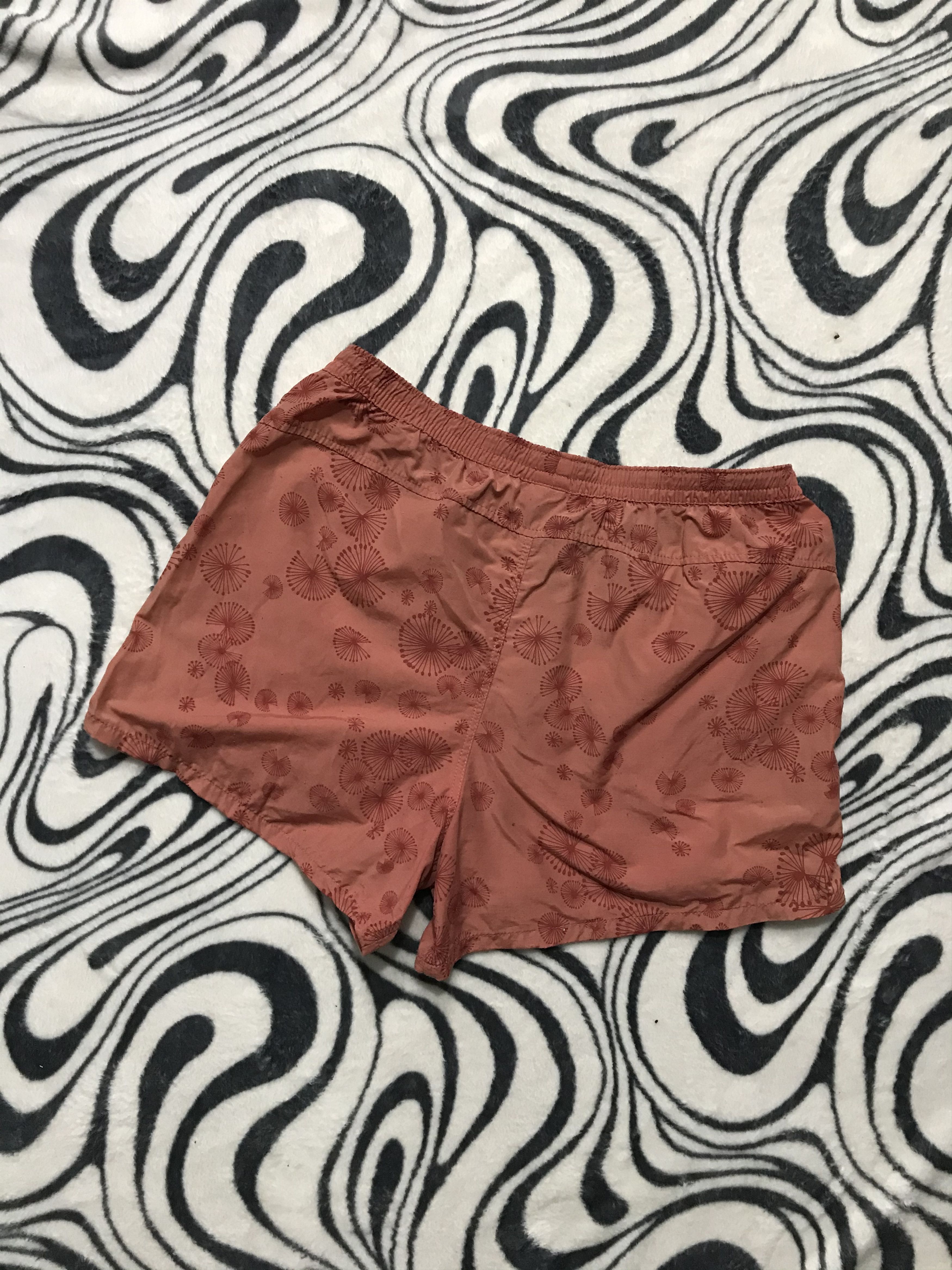 Patagonia × Vintage Patagonia WMNS Nylon Shorts Size US 34 / EU 50 - 3 Thumbnail