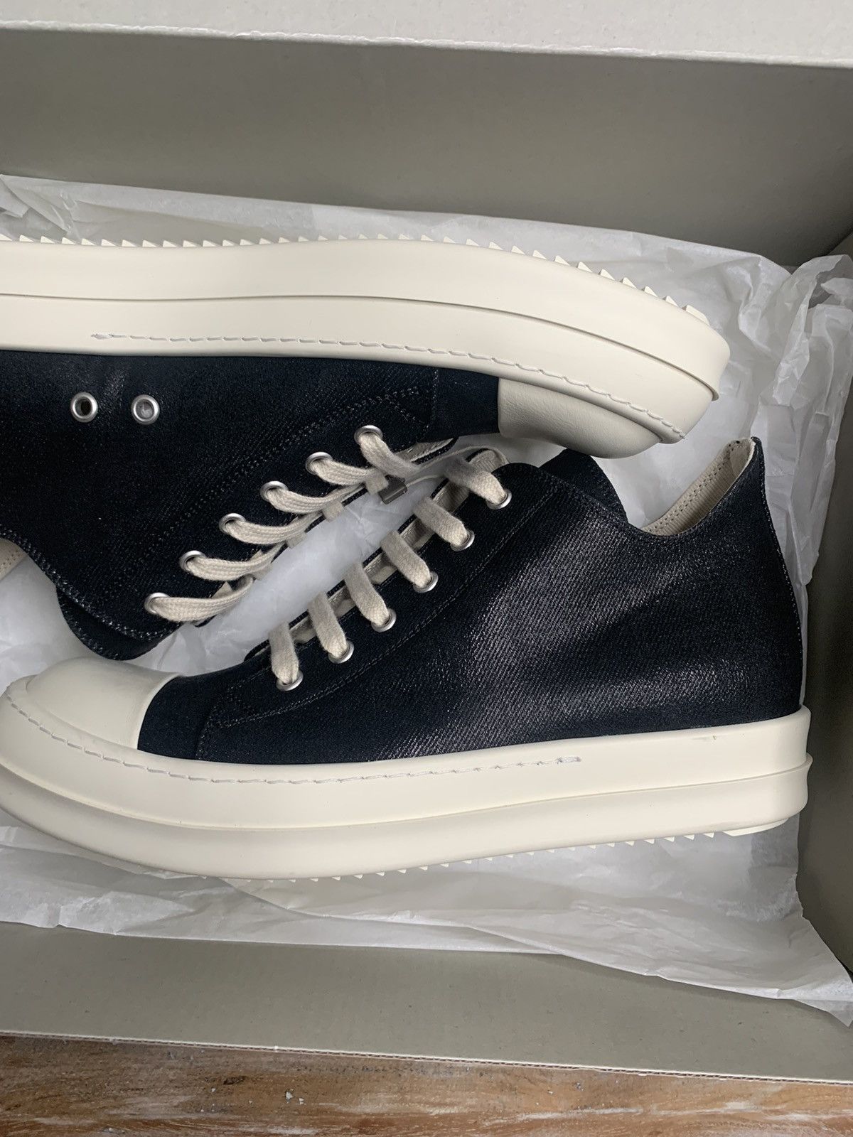 Rick Owens Drkshdw 1-1 super rare Ramones low top EU41 Size US 8 / EU 41 - 9 Thumbnail