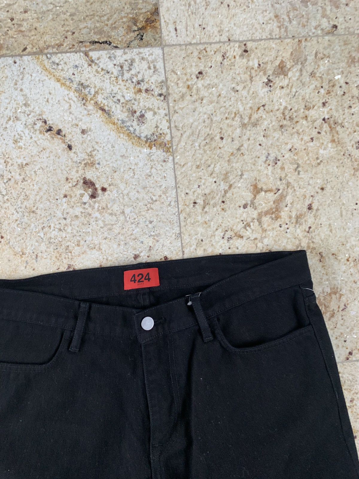 424 Single Zip Hem Denim in Black Size US 33 - 5 Thumbnail