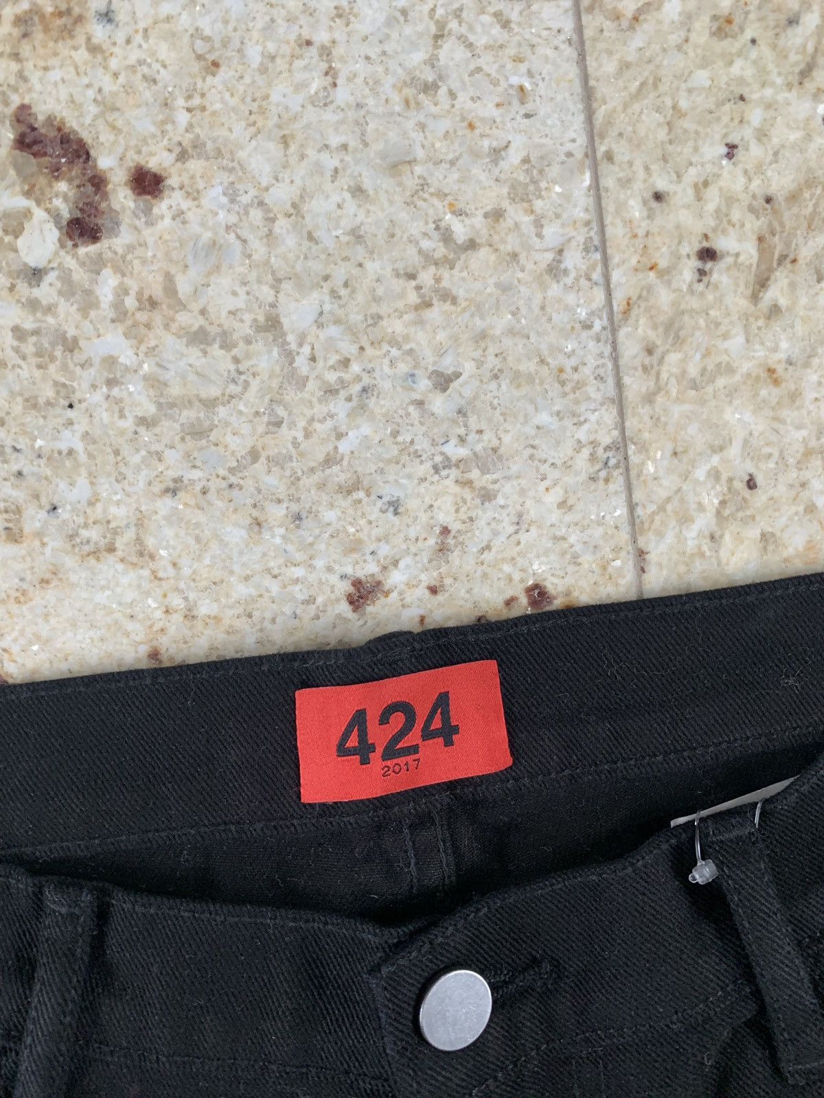 424 Single Zip Hem Denim in Black Size US 33 - 4 Thumbnail