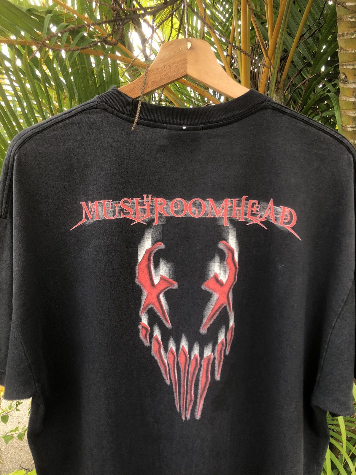 Band Tees Vintage’90s‼️HeavyMetalBand🔥MUSHROOMHEAD🔥Graphic Faded Tee Size US XL / EU 56 / 4 - 15 Thumbnail
