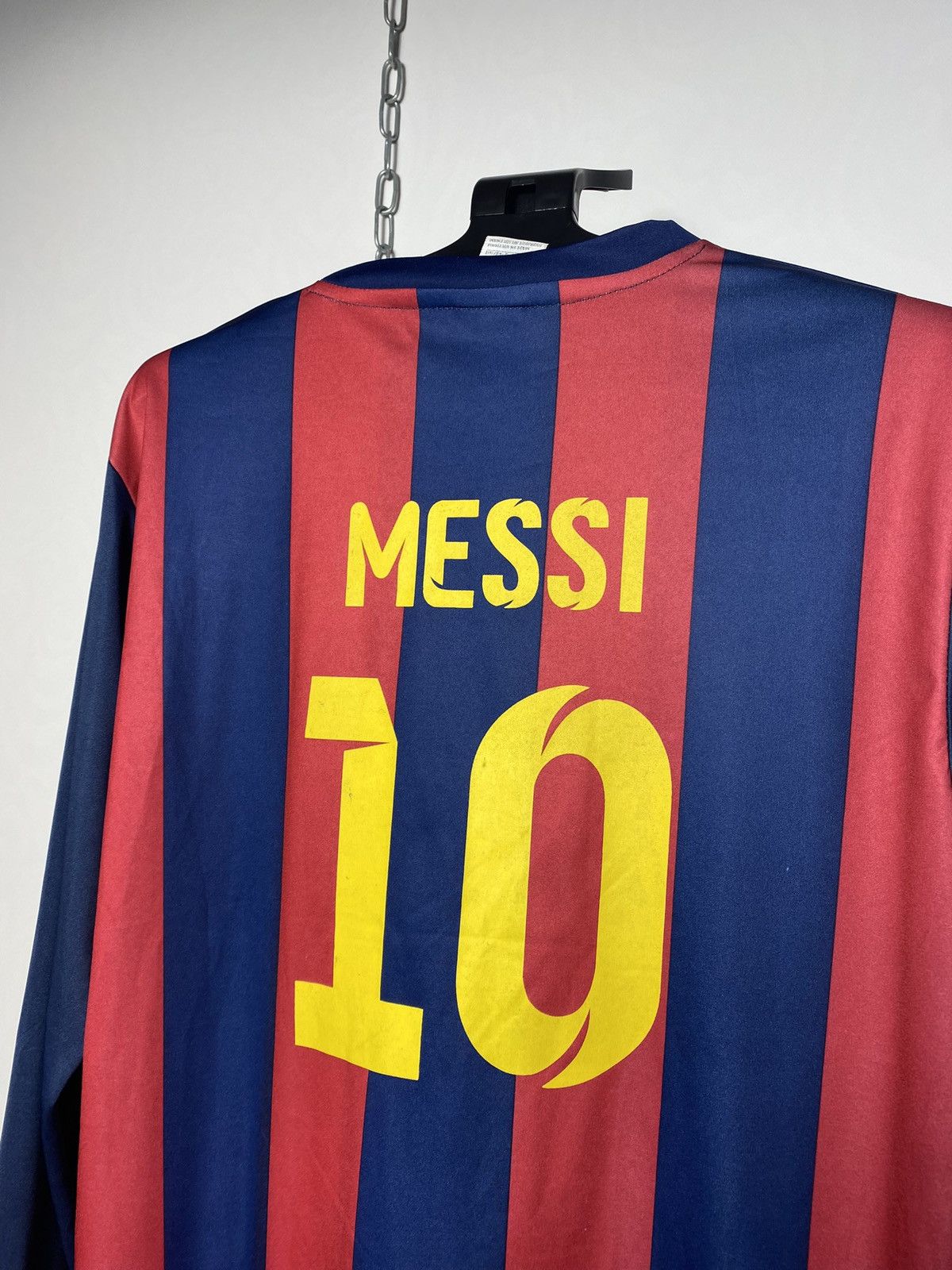 Vintage Vintage Barcelona Messi #10 long sleeve jersey size S Size US S / EU 44-46 / 1 - 8 Thumbnail