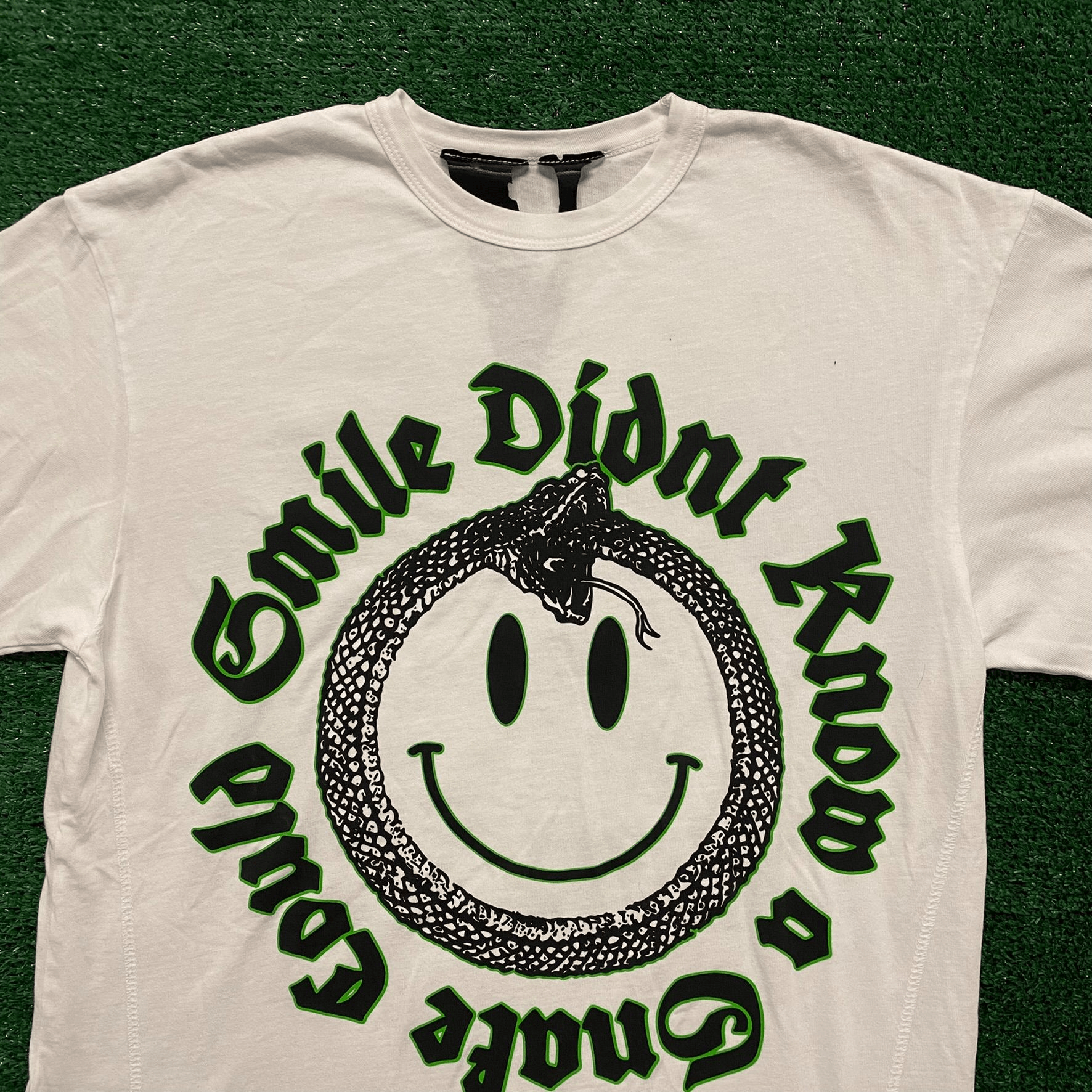 Vlone Vlone Didn't Know A Snake Could Smile T-Shirt Size US S / EU 44-46 / 1 - 2 Thumbnail