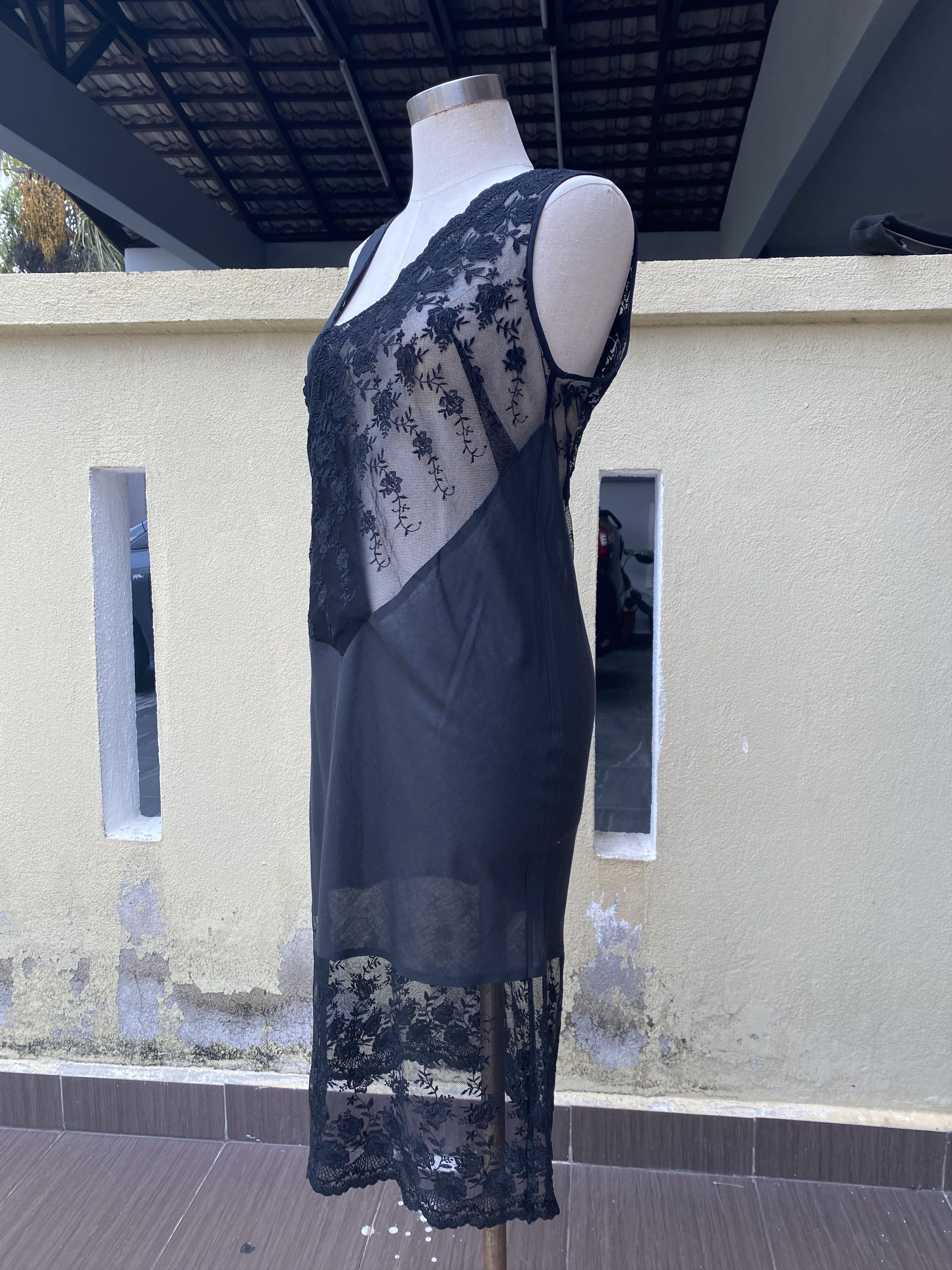 Lad Musician black maxi lace dress Size S / US 4 / IT 40 - 4 Thumbnail
