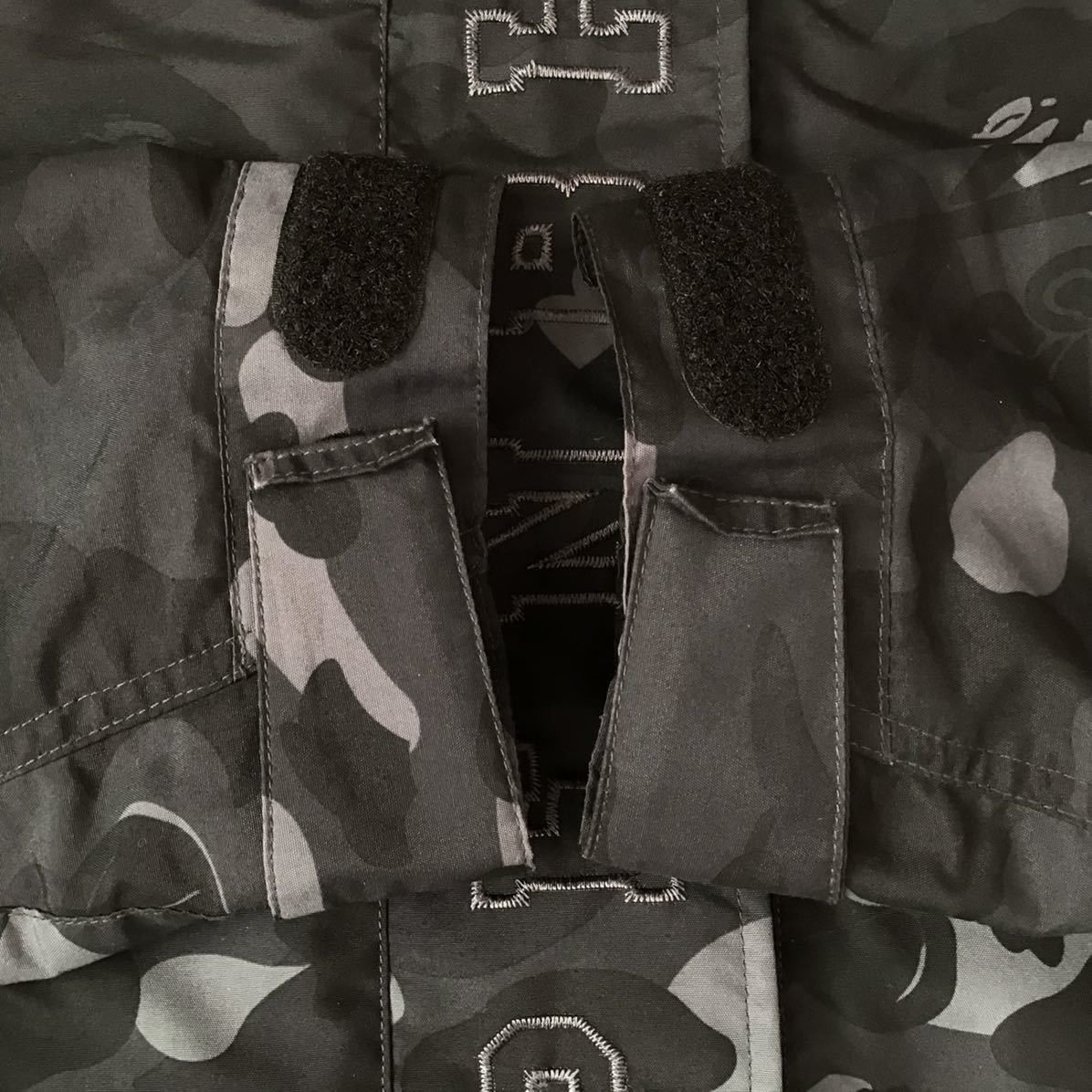 Bape × Neighborhood BAPE×NEIGHBORHOOD NBHD camo Snowboard jacket Size US S / EU 44-46 / 1 - 5 Thumbnail