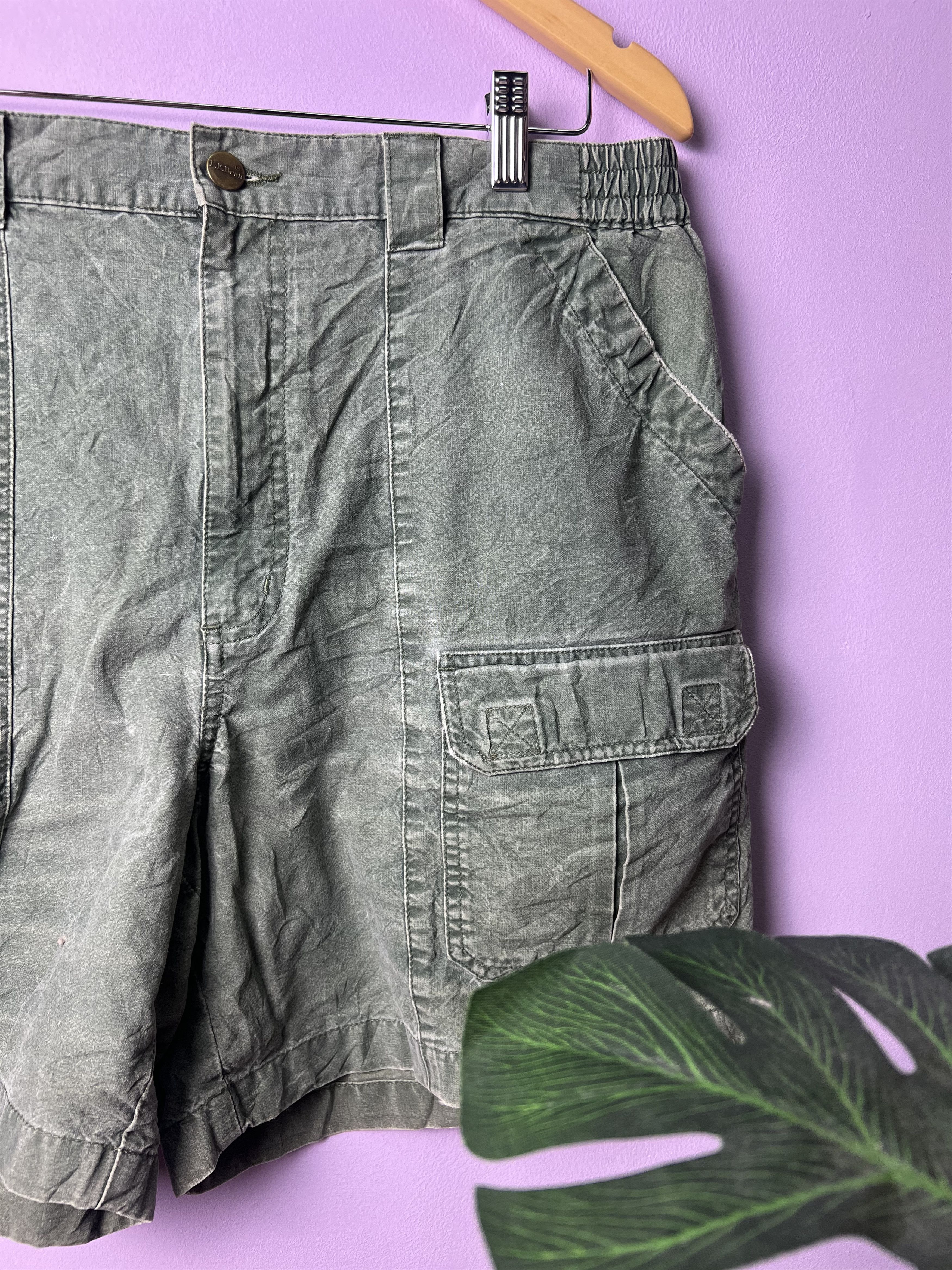 L.L. Bean 🔥Vintage LL Bean Short Cargo Pants Size US 35 - 6 Thumbnail