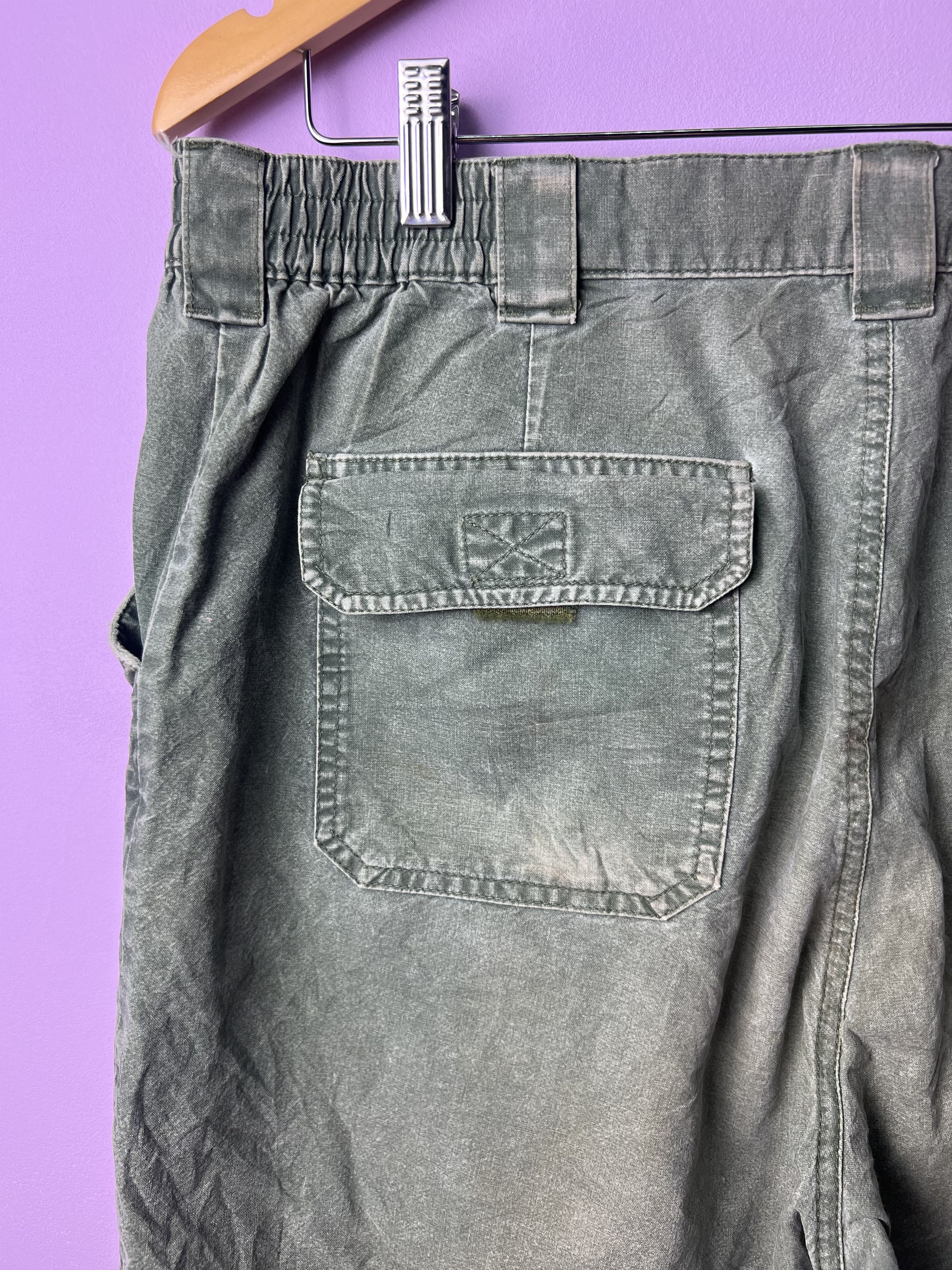 L.L. Bean 🔥Vintage LL Bean Short Cargo Pants Size US 35 - 8 Thumbnail