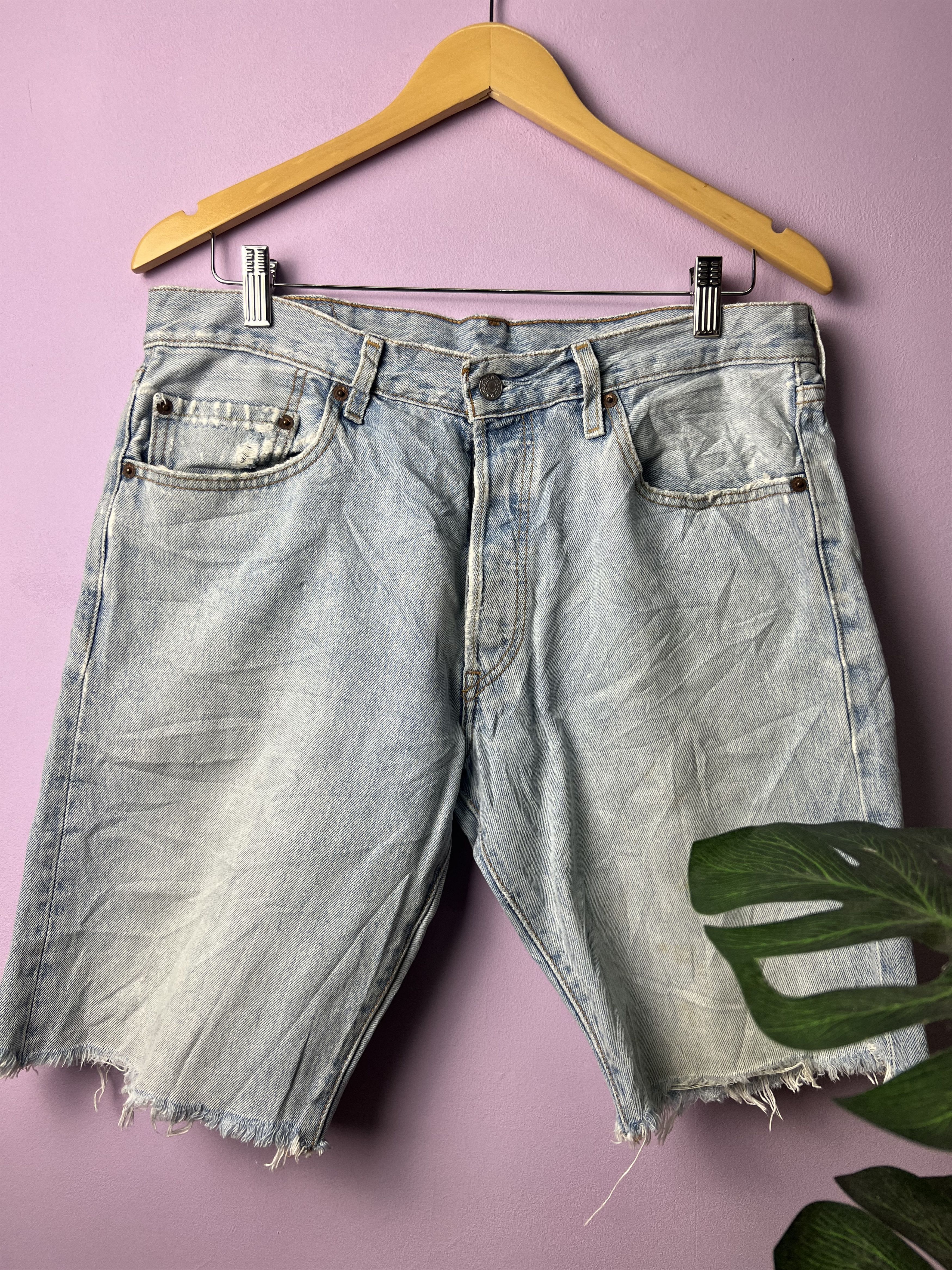 Levi's 🔥Distressed Vintage Levi’s 501 Cropped Denim Size US 34 / EU 50 - 2 Thumbnail