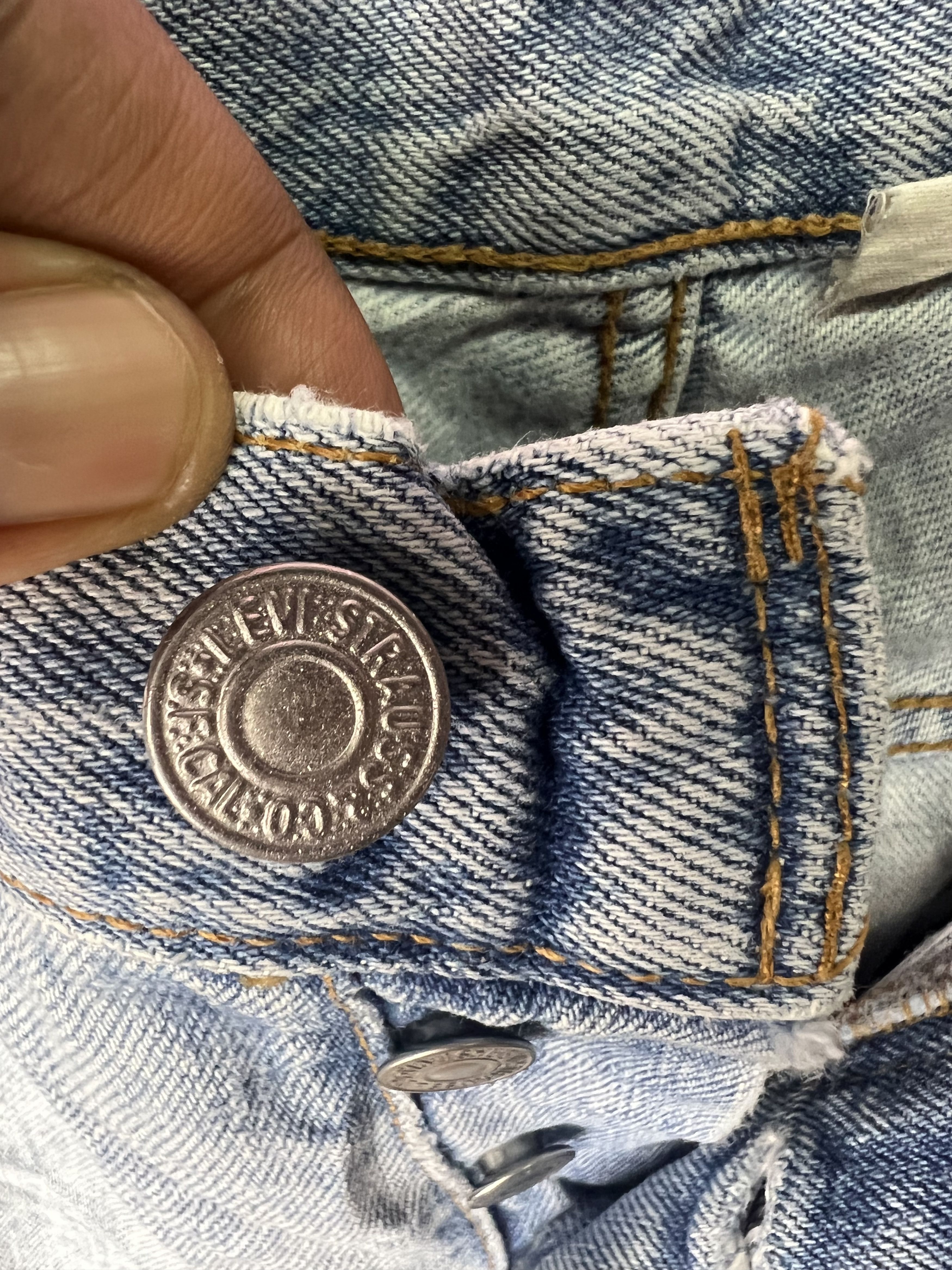 Levi's 🔥Distressed Vintage Levi’s 501 Cropped Denim Size US 34 / EU 50 - 11 Thumbnail