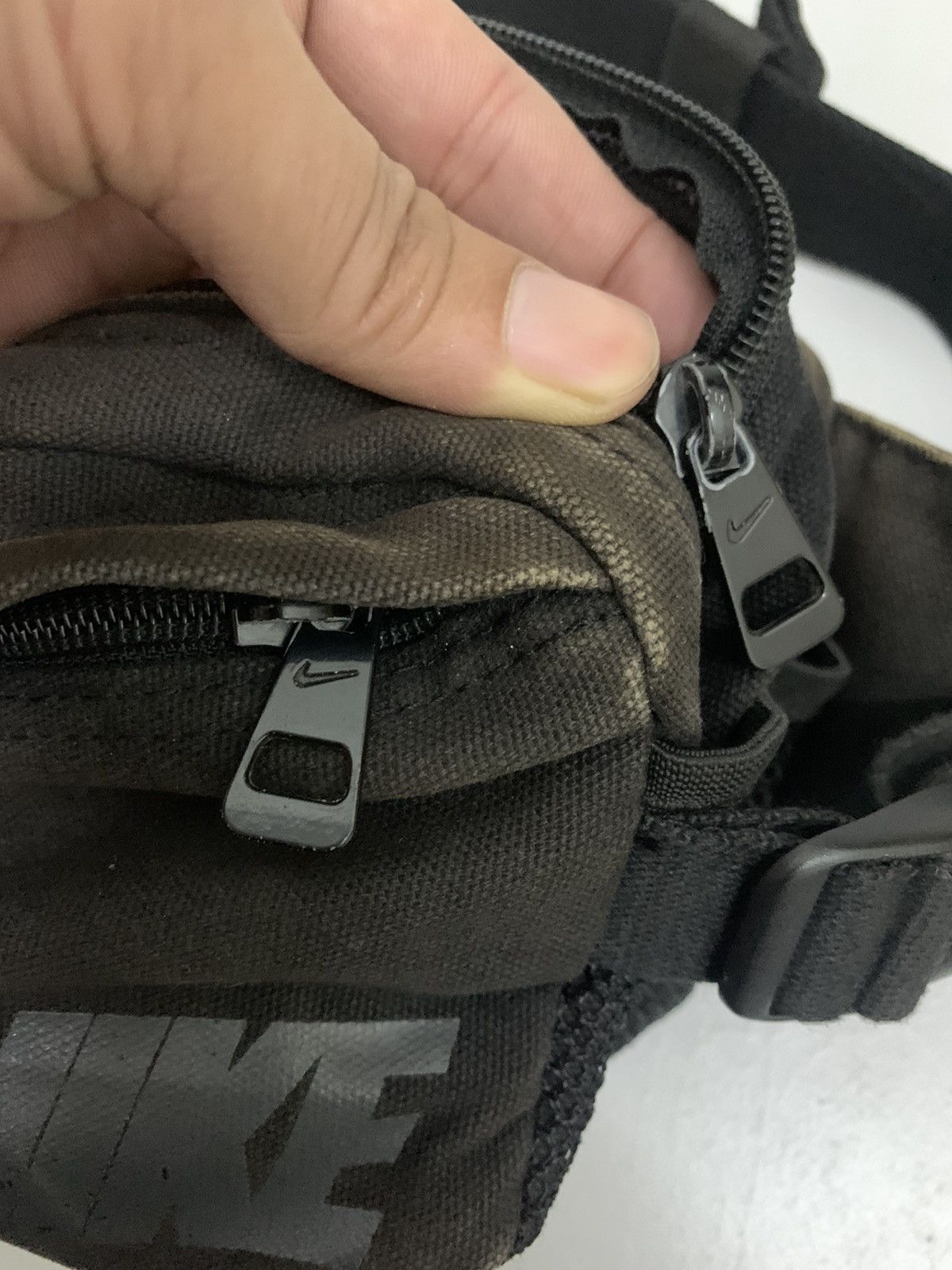 Nike Vintage Y2K Nike Waist Bag Size ONE SIZE - 15 Thumbnail