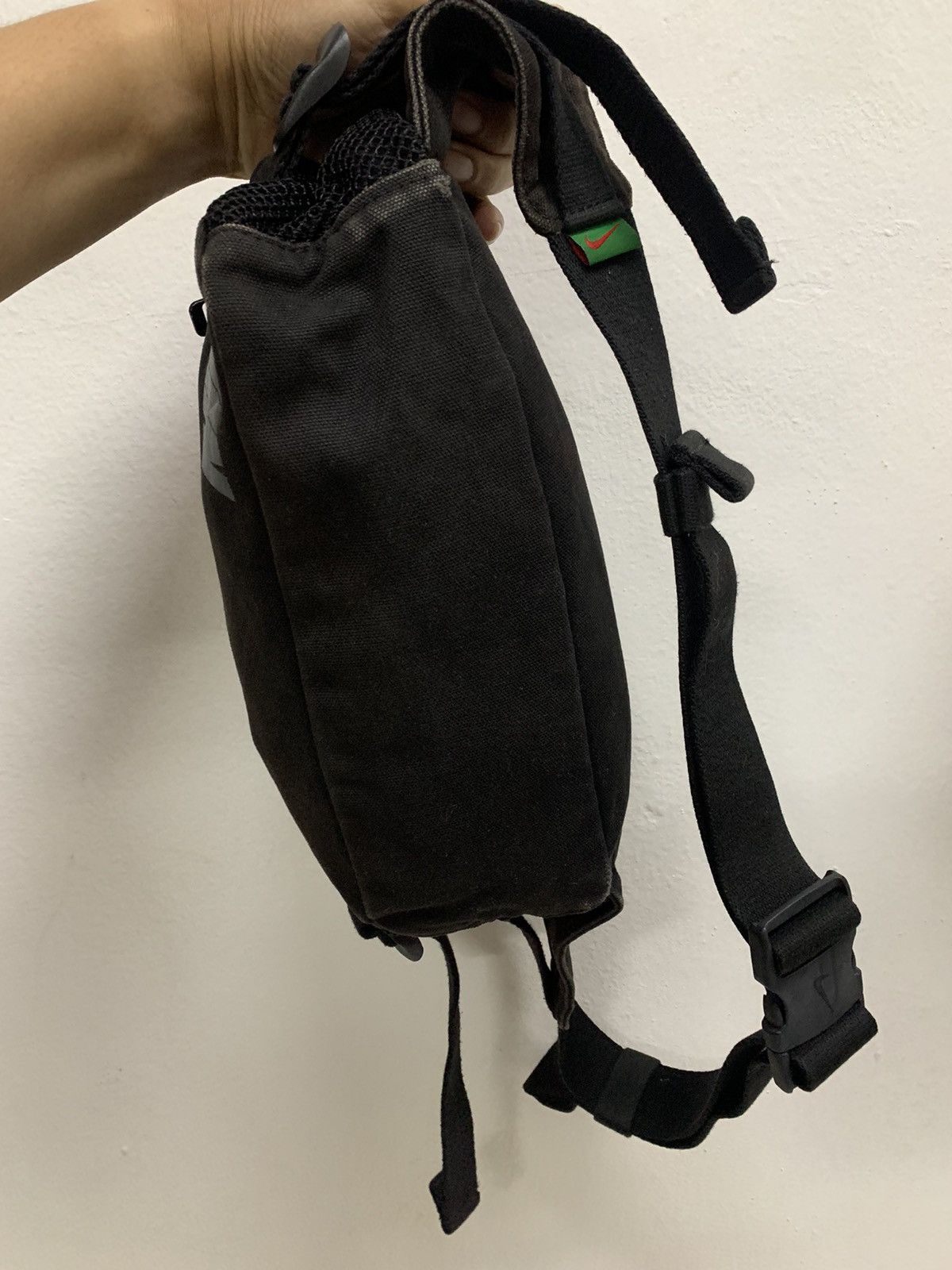 Nike Vintage Y2K Nike Waist Bag Size ONE SIZE - 6 Thumbnail