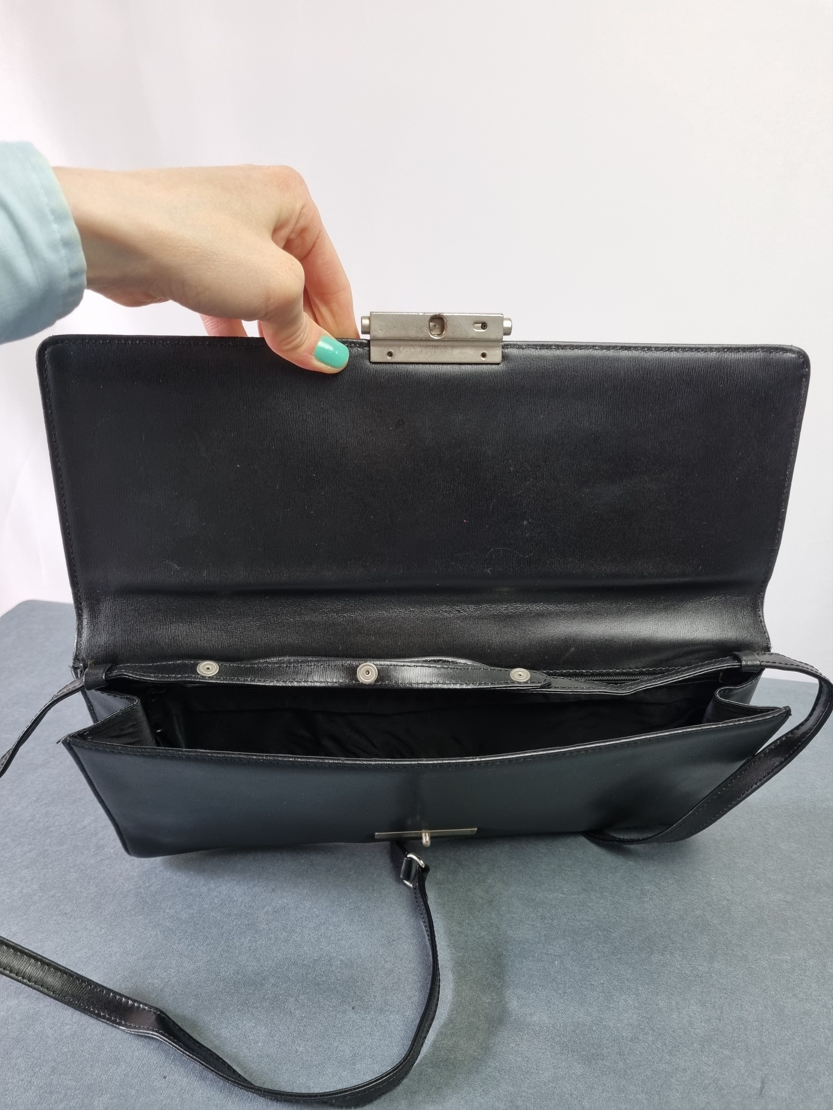 Genuine Leather × Japanese Brand × Mandarina Duck Rare Mandarina Duck Leather Shoulder Bag/Clutch Size ONE SIZE - 3 Thumbnail