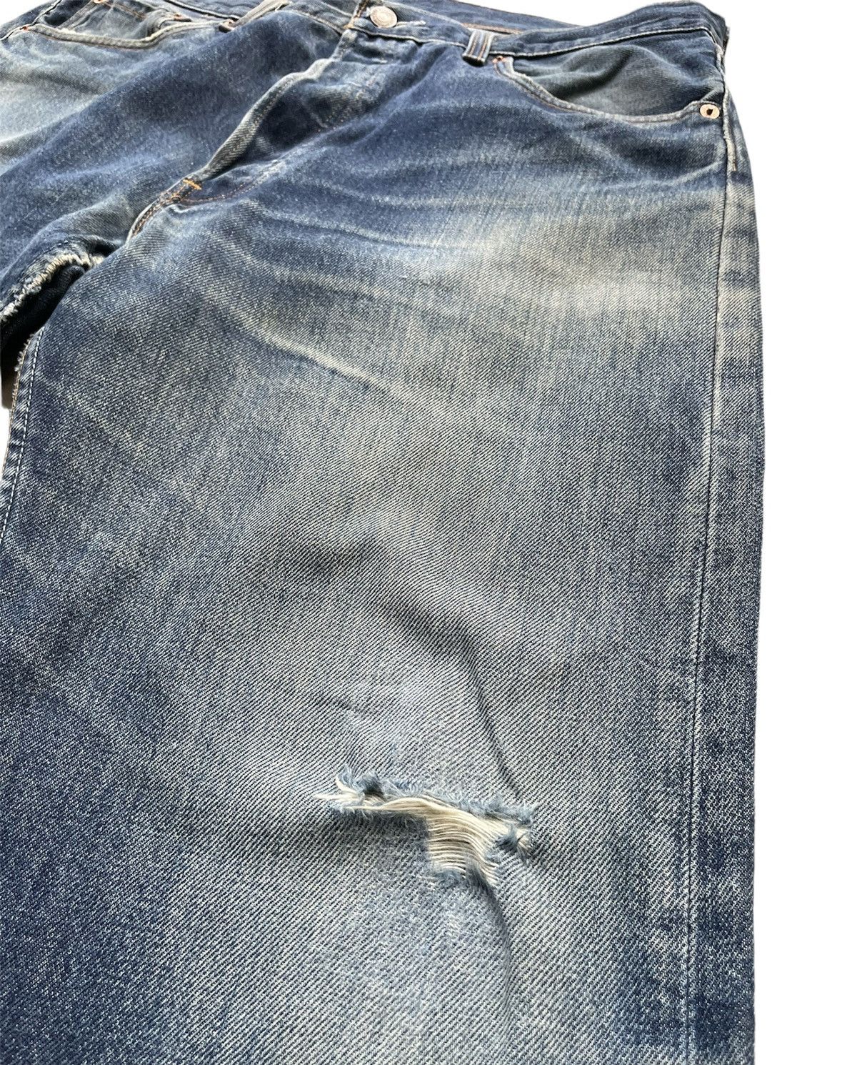 Levi's Vintage Levi’s 501 1998 Usa Aging Faded Distressed Size US 35 - 4 Thumbnail