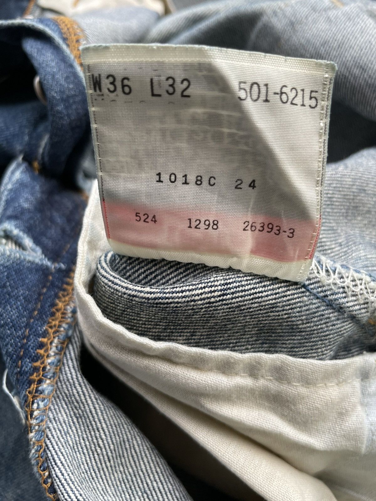Levi's Vintage Levi’s 501 1998 Usa Aging Faded Distressed Size US 35 - 13 Thumbnail