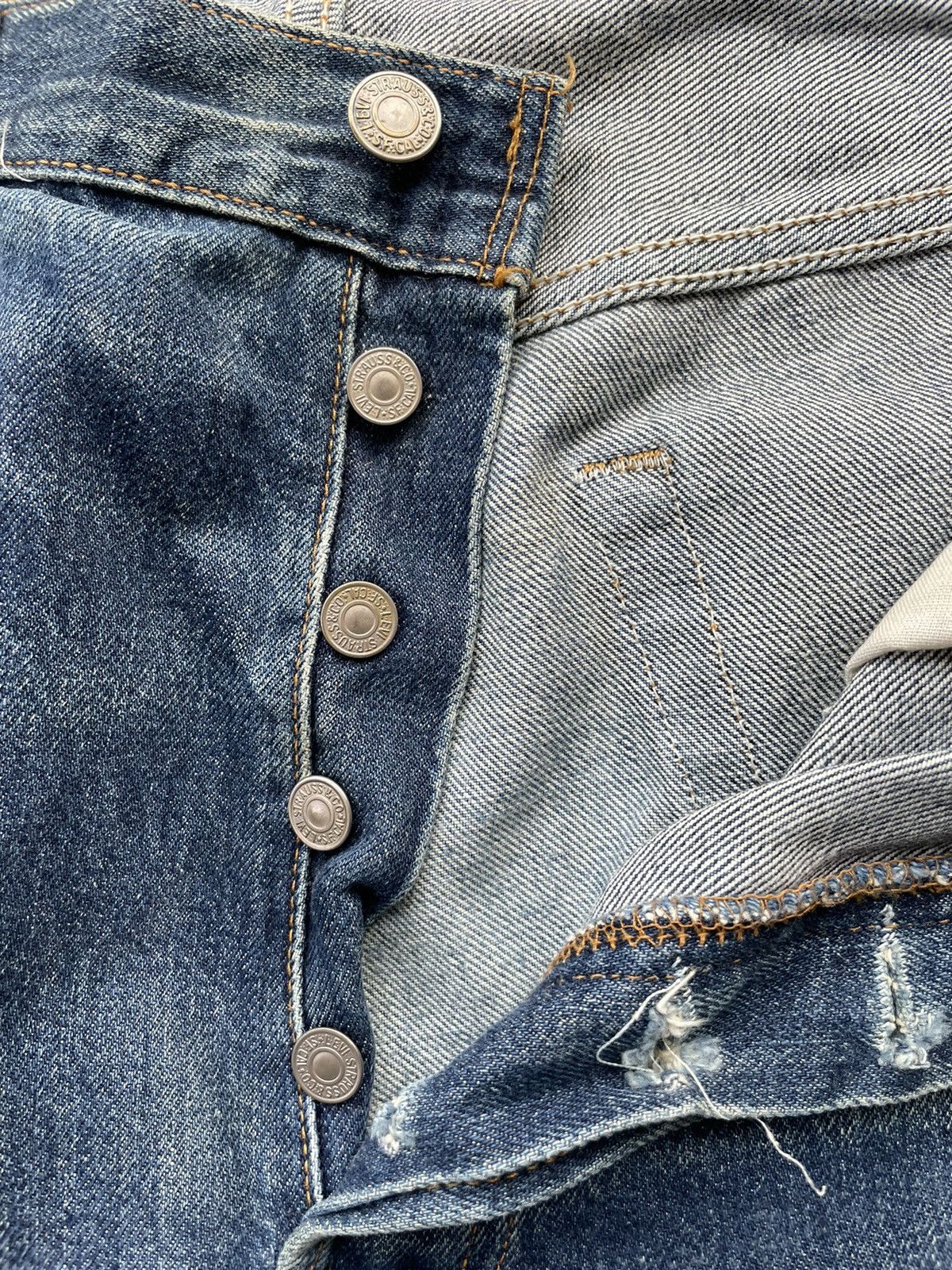 Levi's Vintage Levi’s 501 1998 Usa Aging Faded Distressed Size US 35 - 19 Thumbnail