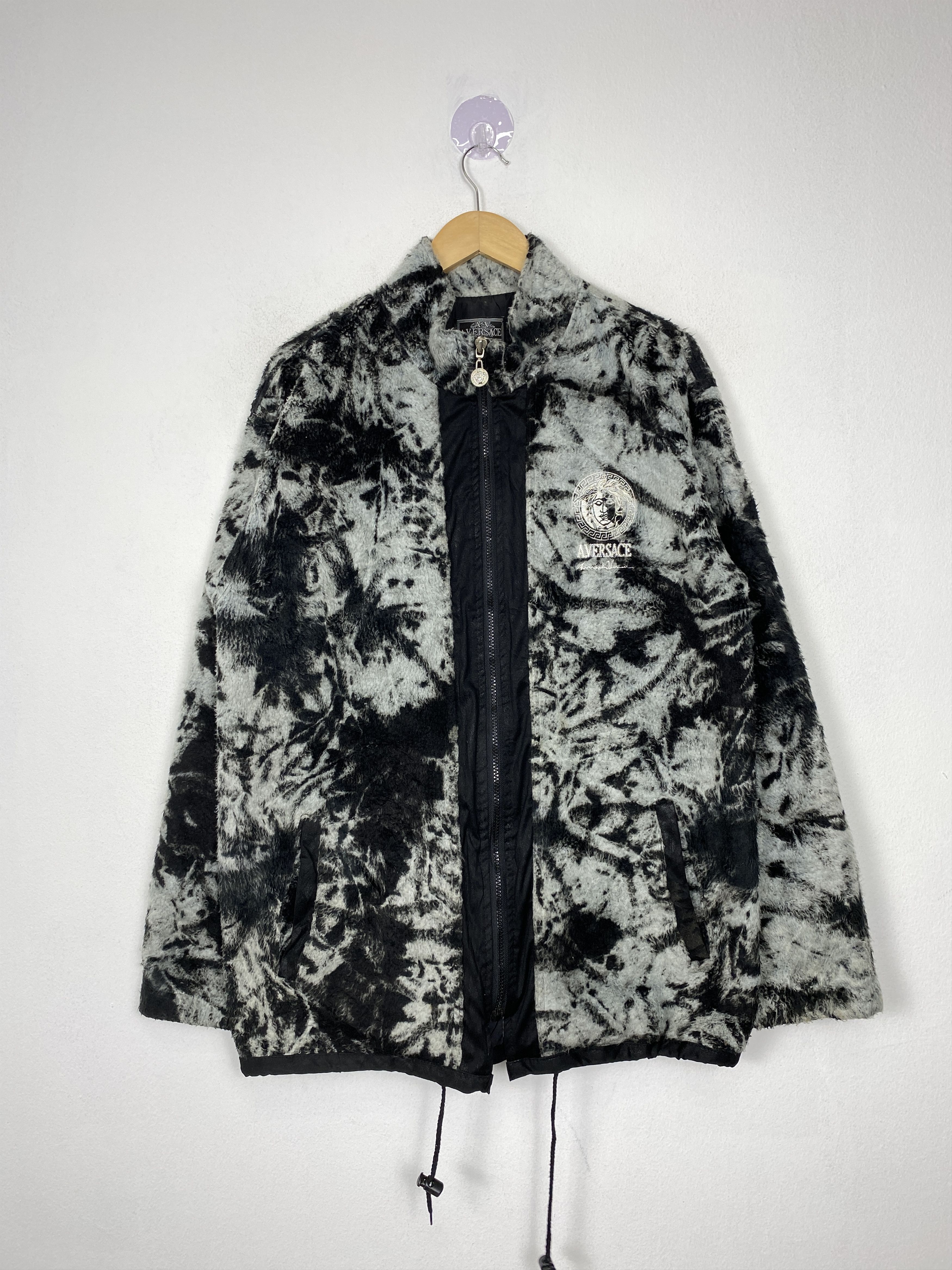 Japanese Brand Vintage A.VERSACE Abstract Pattern Fleece Jacket Size US L / EU 52-54 / 3 - 1 Thumbnail