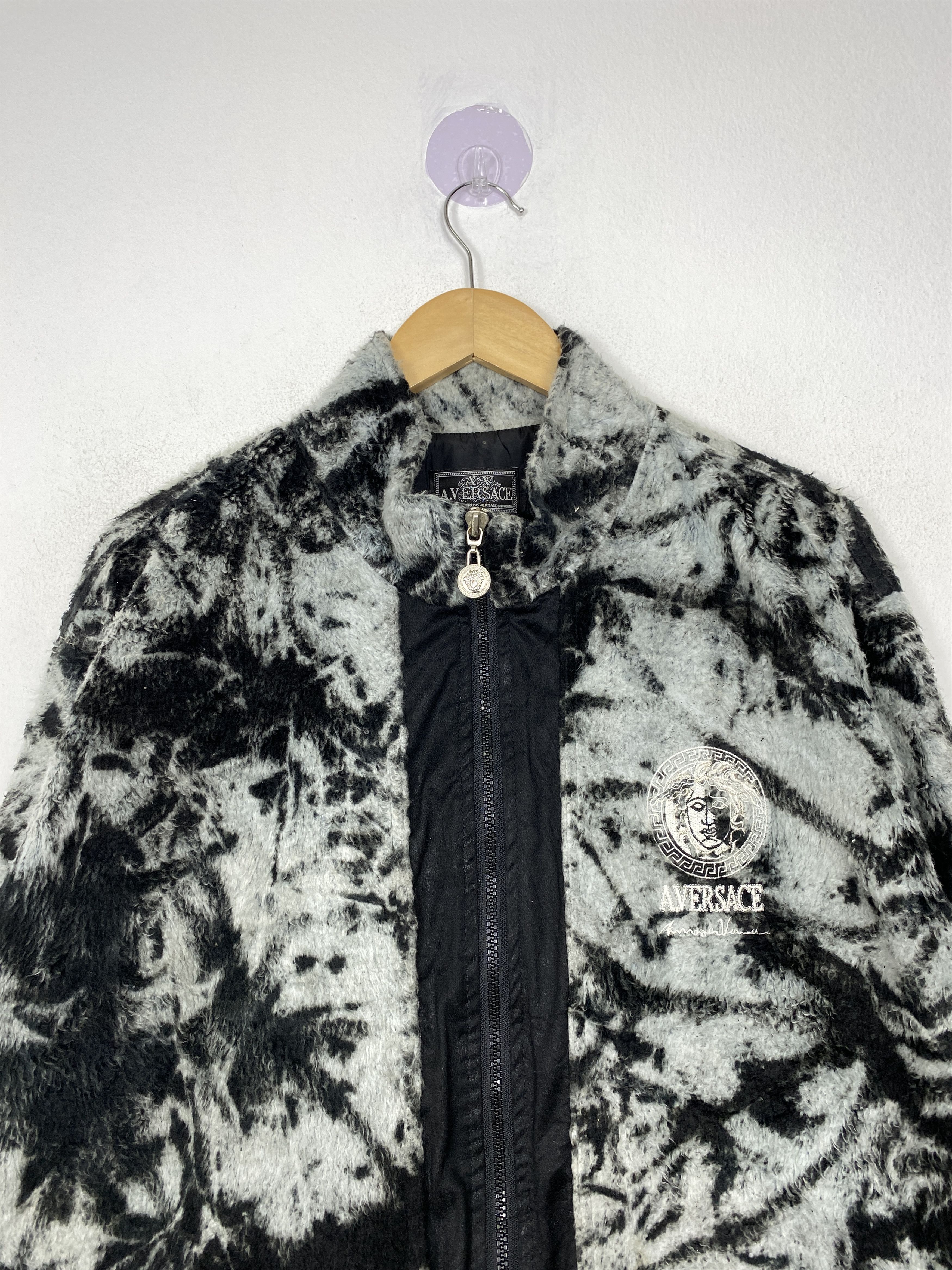 Japanese Brand Vintage A.VERSACE Abstract Pattern Fleece Jacket Size US L / EU 52-54 / 3 - 3 Thumbnail