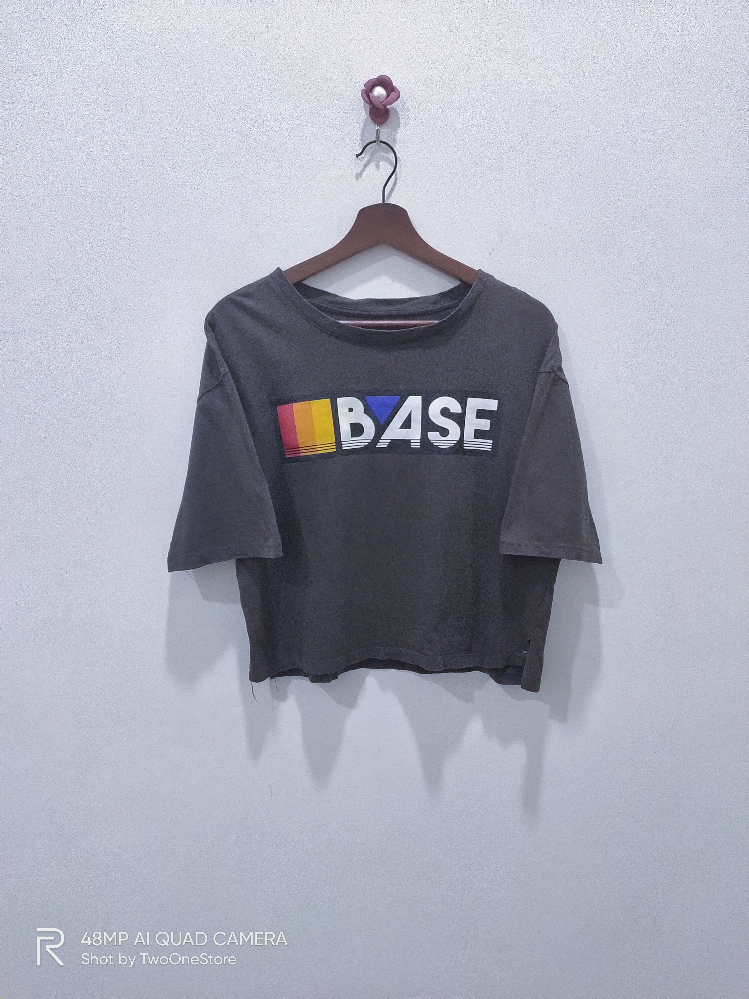 BASE CONTROL × Japanese Brand Vintage BASE TBar Limited Rainbow CropTop BigLogo Tee Shirt Size S / US 4 / IT 40 - 1 Thumbnail