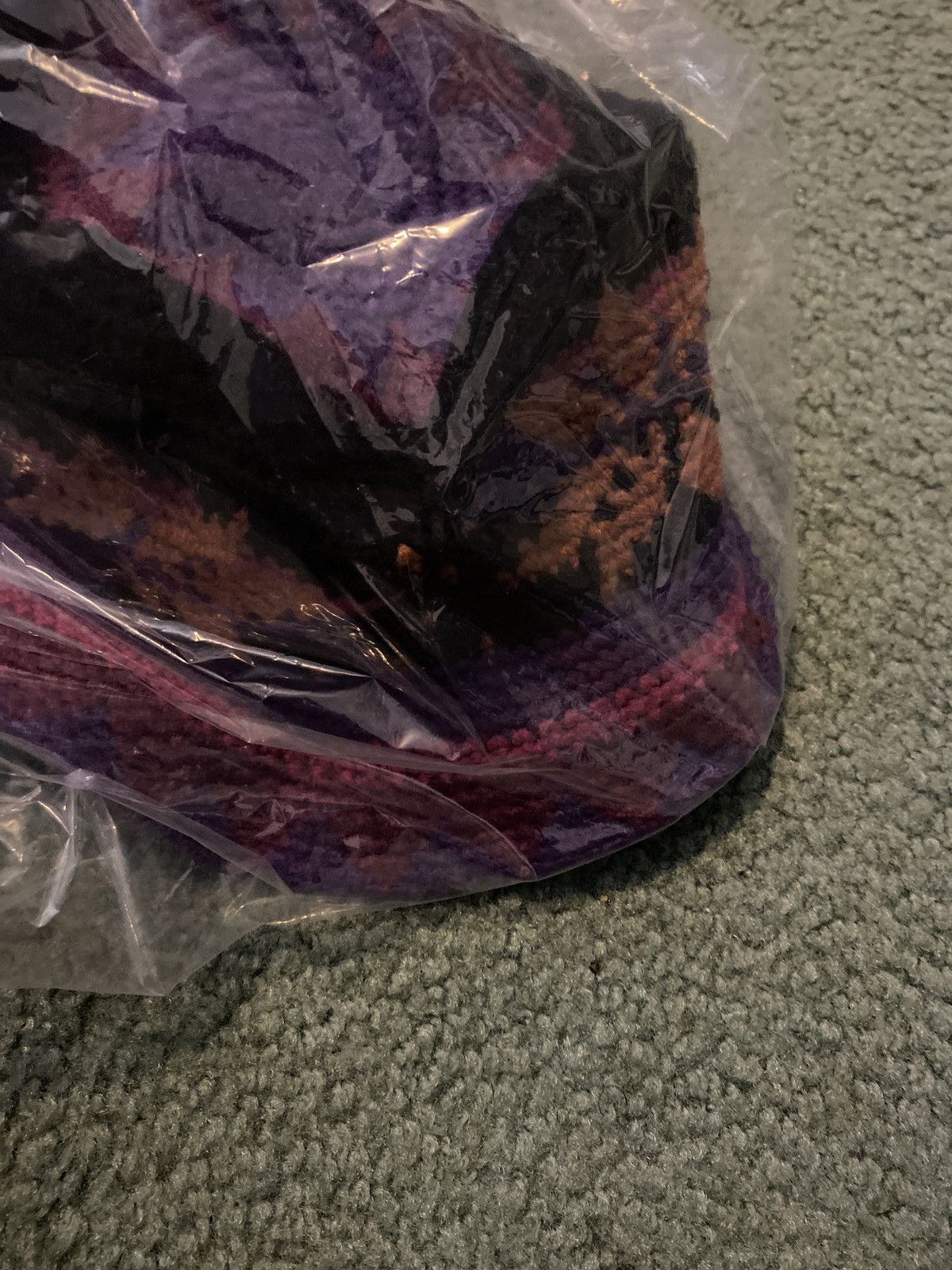 Supreme Supreme Snowflake Crochet Crusher Plum M/L Size ONE SIZE - 3 Thumbnail