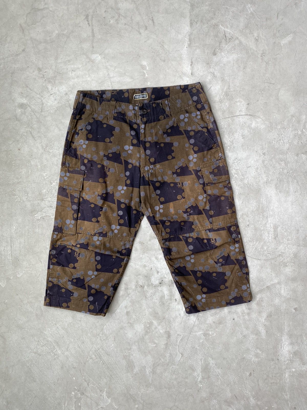 Undercover × Wtaps 2001 Undercover x Wtaps Multi-Camo Cropped Cargo Pants Size US 33 - 1 Thumbnail