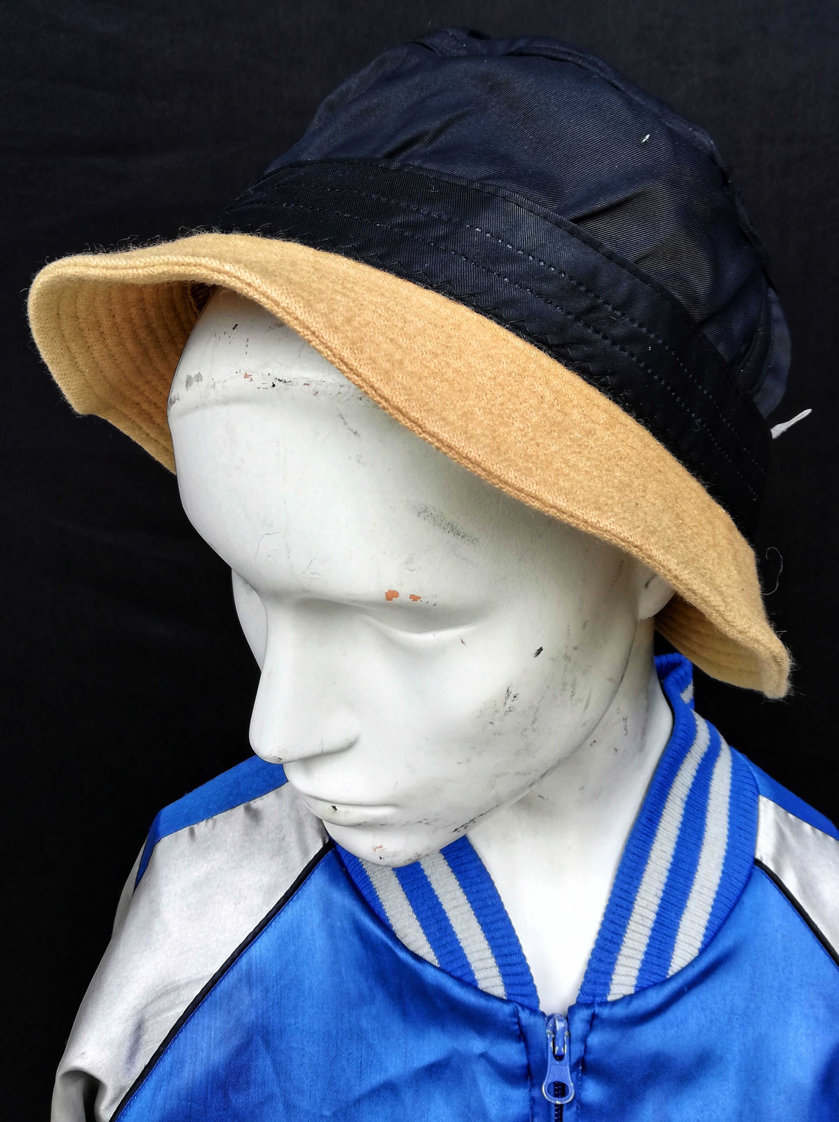 Lacoste 🔥Gourgous!! Lacoste Light Brown Hat Bucket Wool🔥 Size ONE SIZE - 7 Thumbnail
