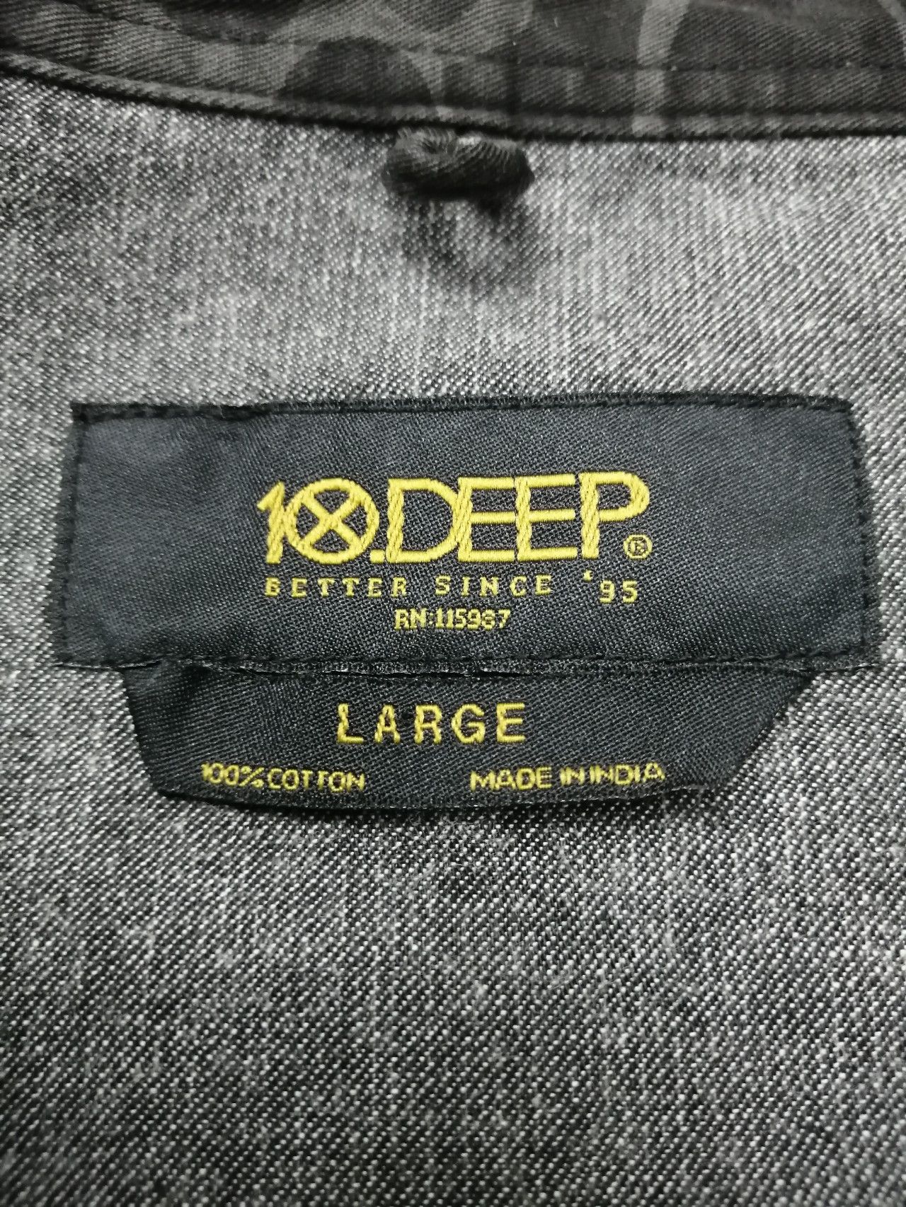 10 Deep 10DEEP Military Black Camo Shirt Elbow Patch BAPE Style Size US M / EU 48-50 / 2 - 7 Thumbnail