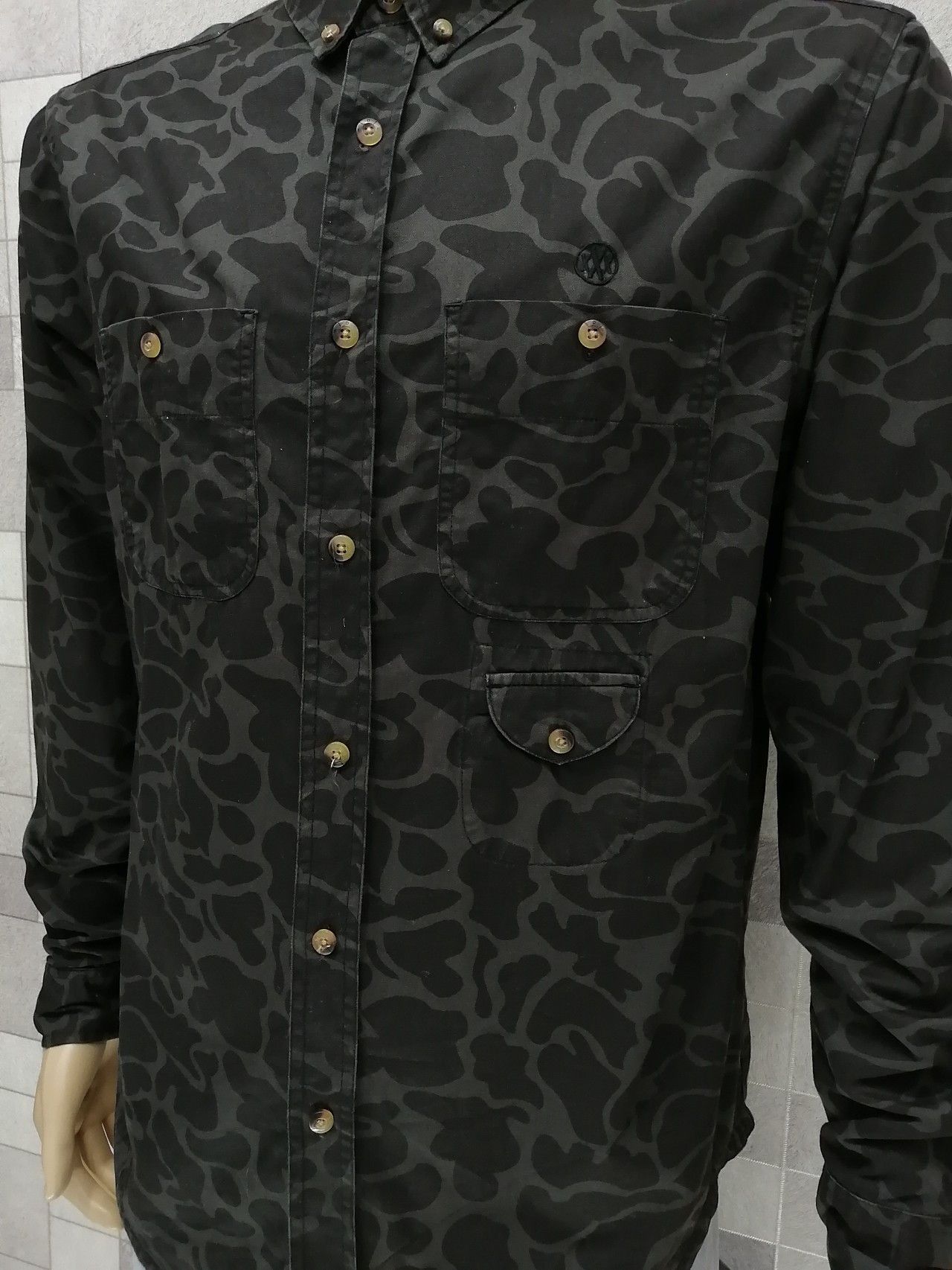 10 Deep 10DEEP Military Black Camo Shirt Elbow Patch BAPE Style Size US M / EU 48-50 / 2 - 1 Thumbnail