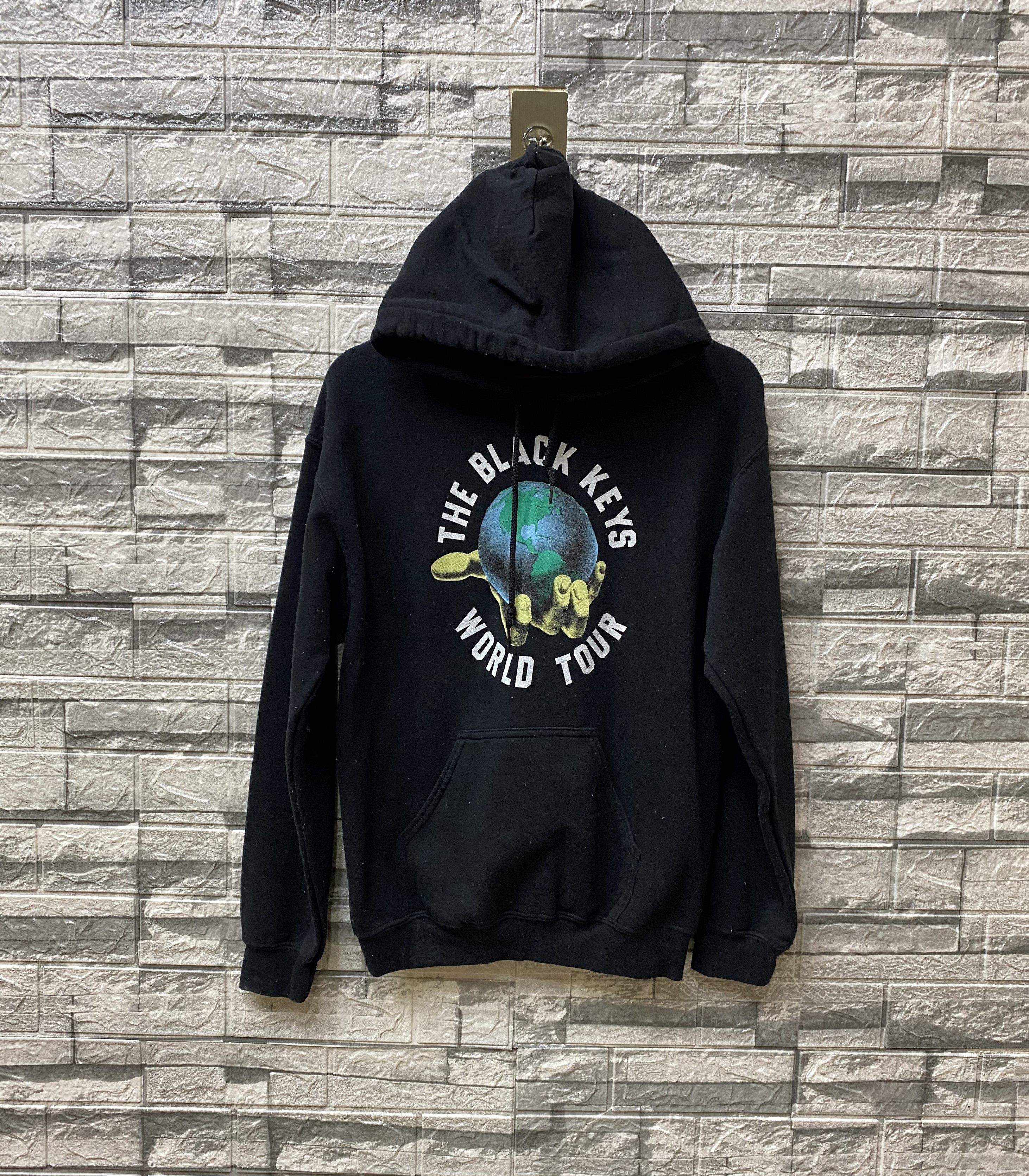 Band Tees The Black Keys band hoodie jumper pullover trending rock Size US S / EU 44-46 / 1 - 1 Thumbnail